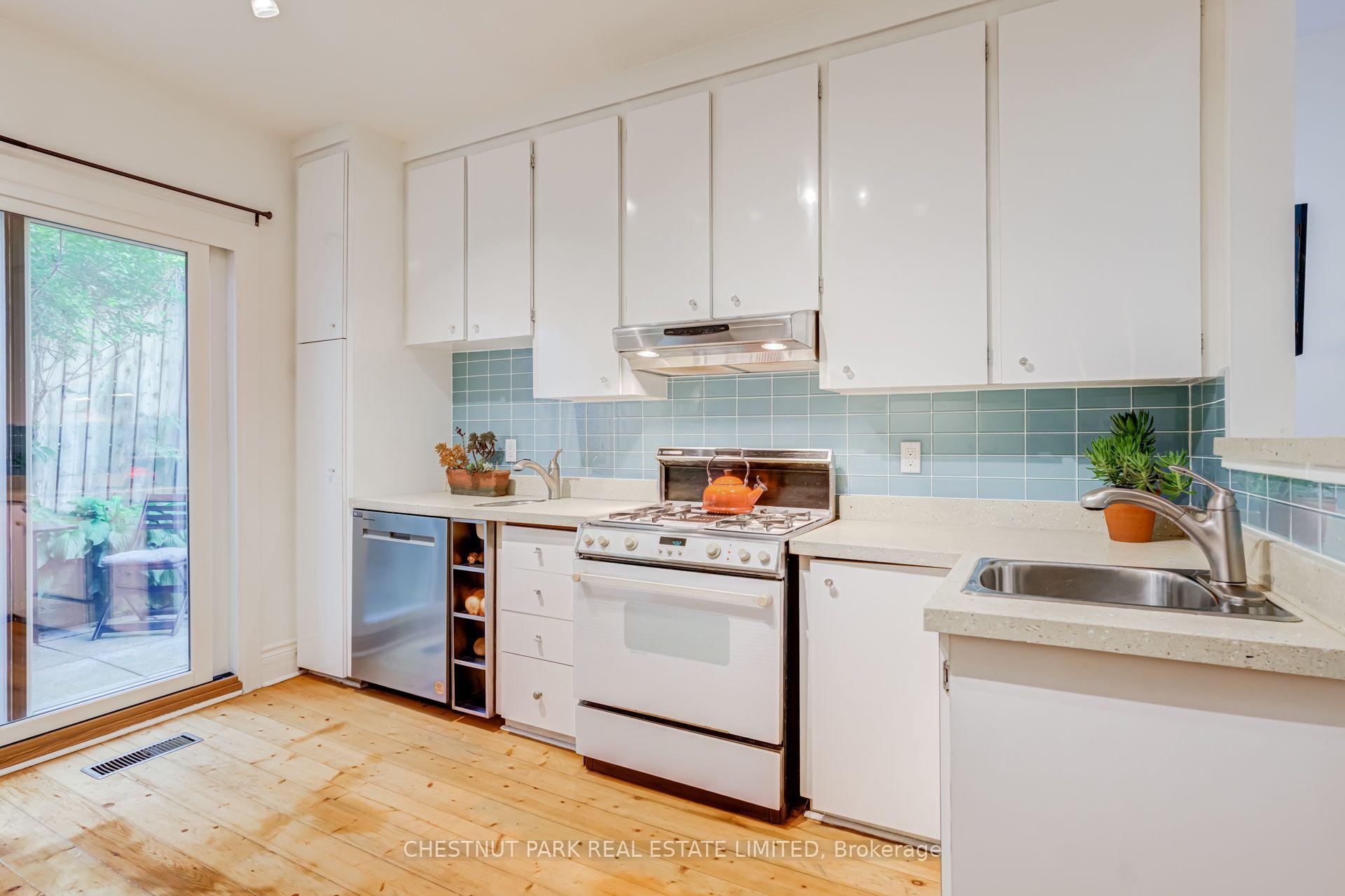 Photo 20 of 10 Sackville Place, Toronto, Cabbagetown-South St. James Town — HOMEH