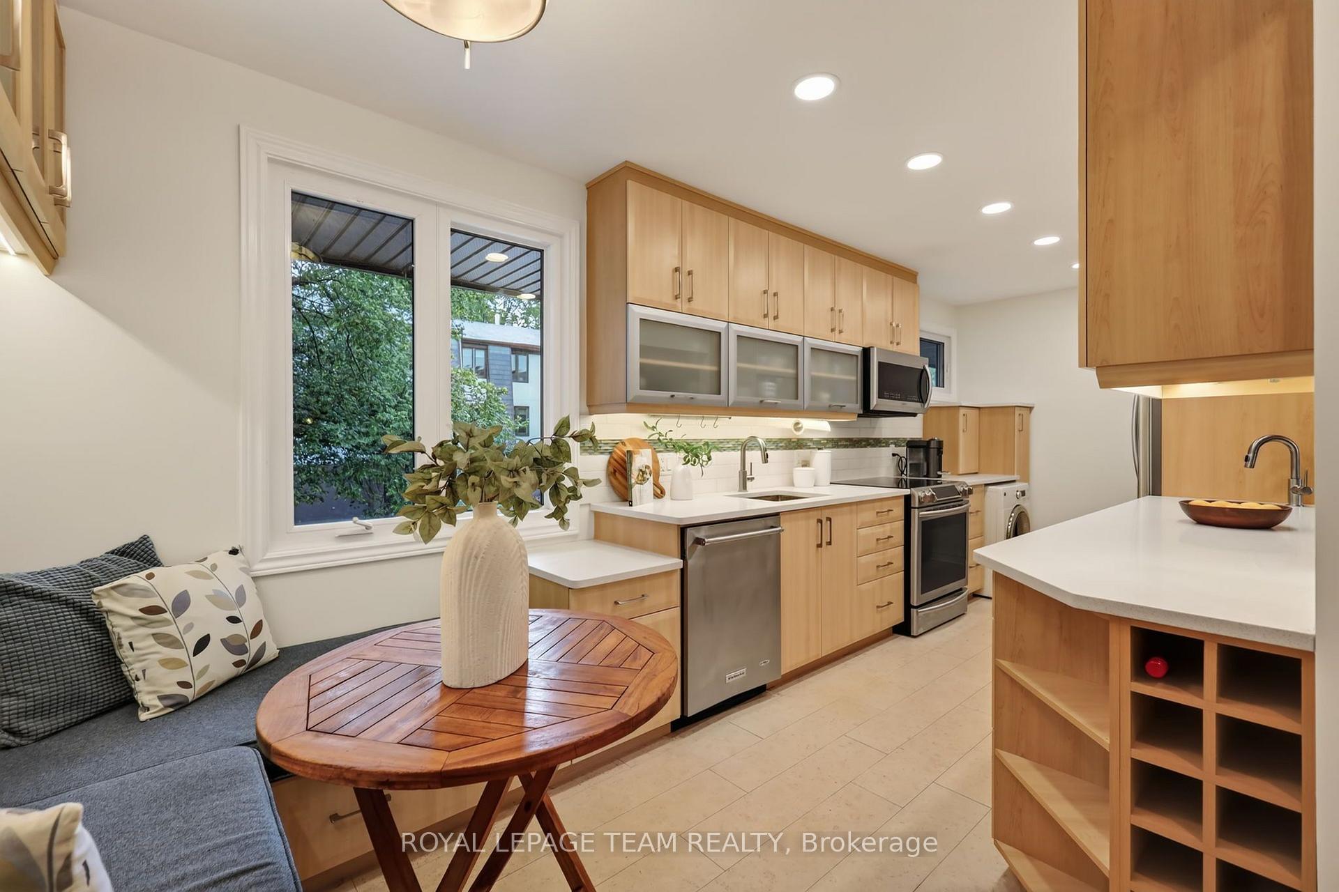 Photo 12 of Unit 30, 655 Richmond Road, Ottawa, Woodroffe — HOMEH