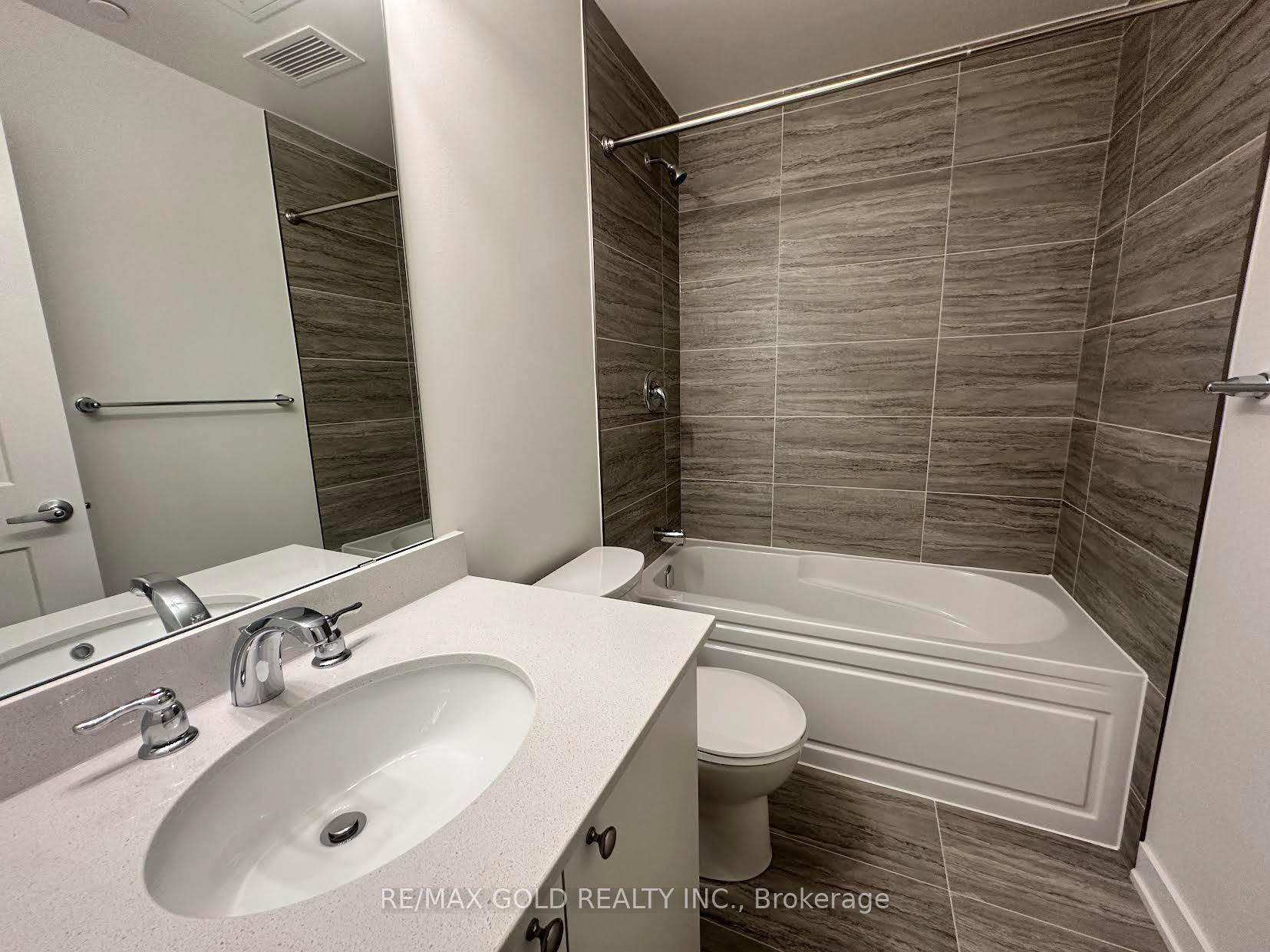 Photo 4 of Unit 501, 312 erb Street, Waterloo, Maple Hills — HOMEH