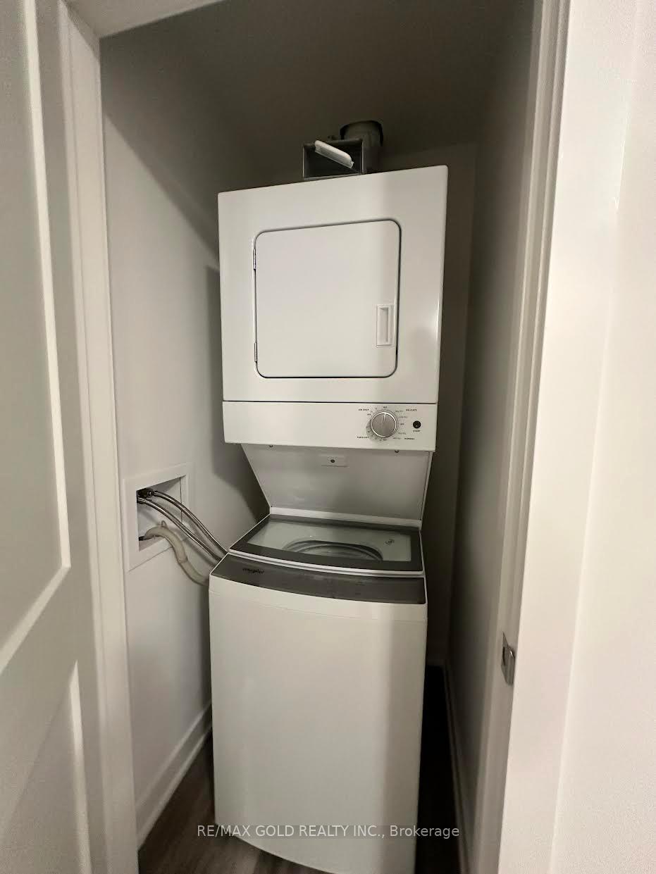 Photo 10 of Unit 501, 312 erb Street, Waterloo, Maple Hills — HOMEH