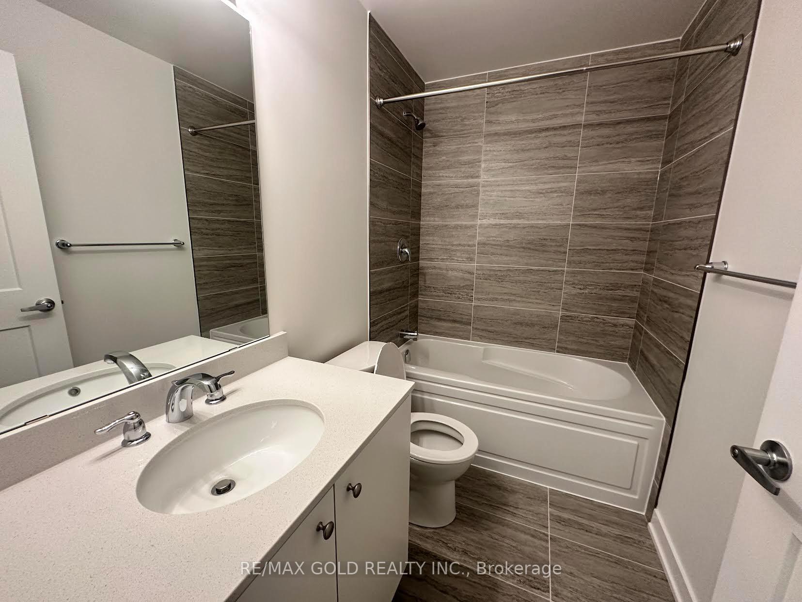 Photo 12 of Unit 501, 312 erb Street, Waterloo, Maple Hills — HOMEH