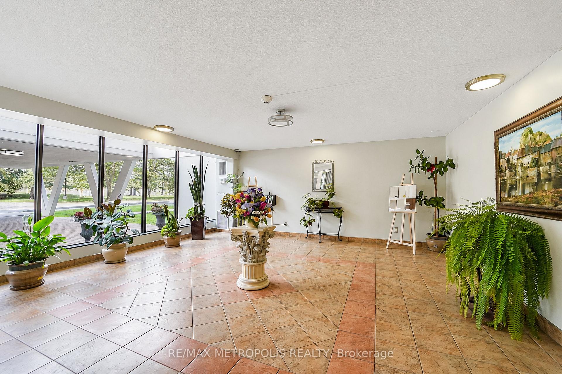 Photo 8 of Unit 407, 301 Prudential Drive, Scarborough, Dorset Park — HOMEH