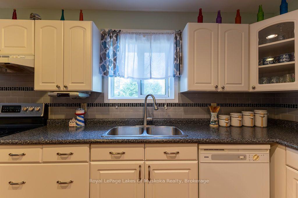 Photo 5 of 215 Sandwood Drive, Ryerson — HOMEH