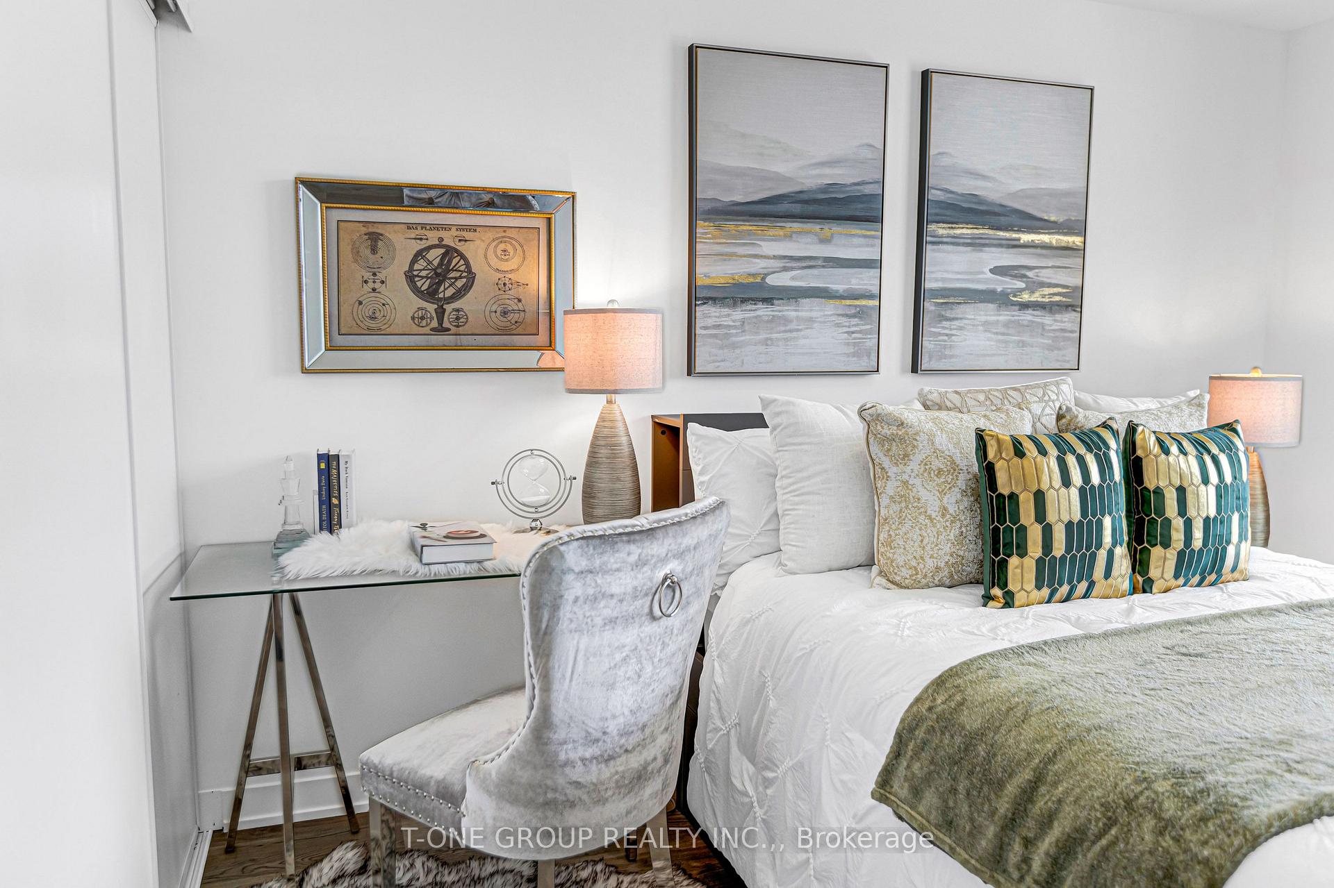 Photo 20 of Unit 313, 6 David Eyer Road, Richmond Hill, Rural Richmond Hill — HOMEH