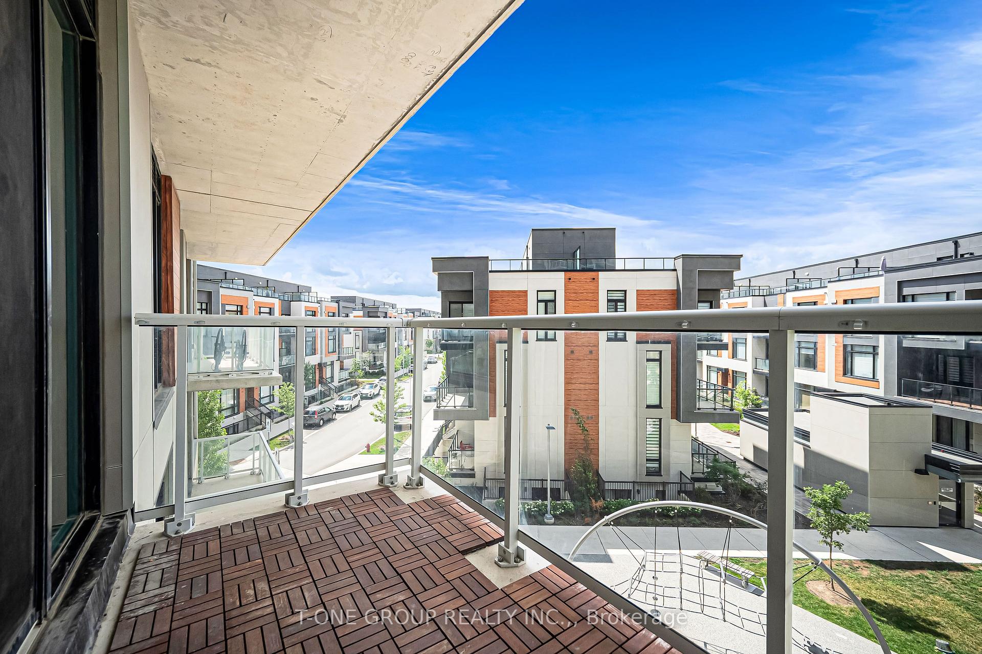Photo 31 of Unit 313, 6 David Eyer Road, Richmond Hill, Rural Richmond Hill — HOMEH