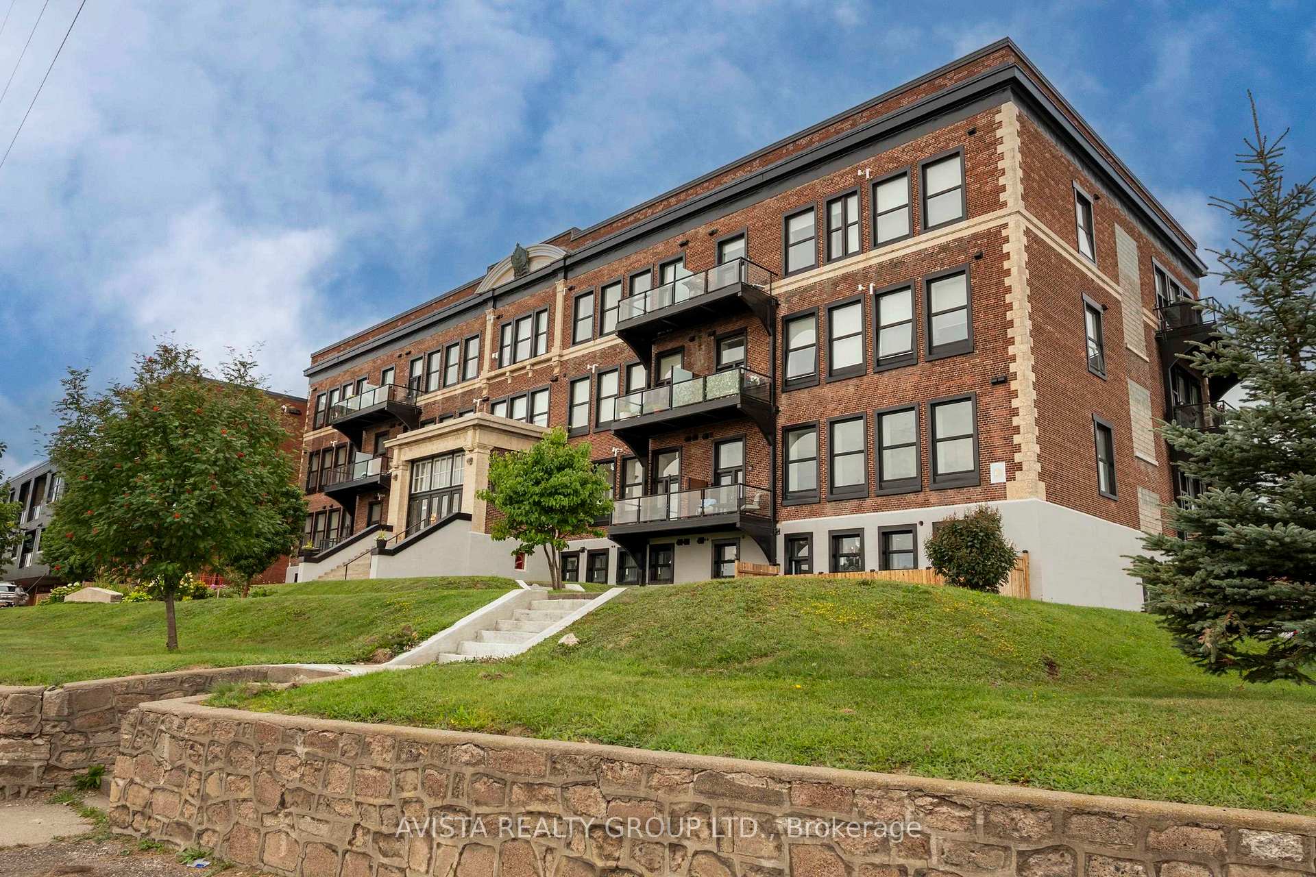 Photo 1 of 96 High St North Suite 2413 N, Thunder Bay, College Heights — HOMEH