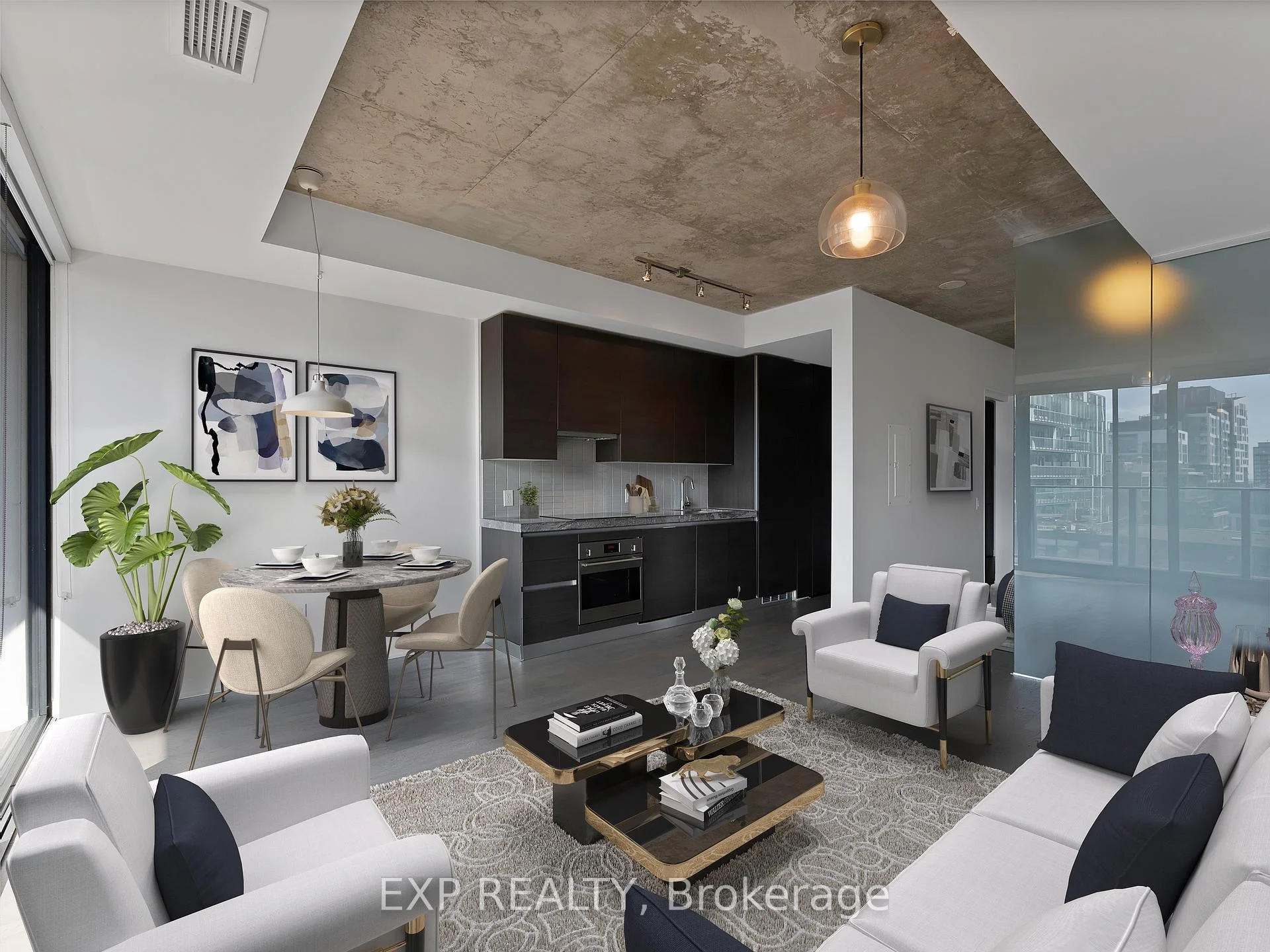 Front of Unit 1112, 629 King Street W