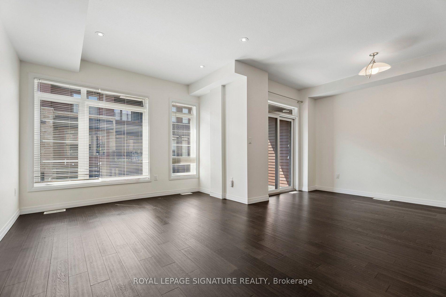 Photo 5 of Unit 112, 30 Times Square Boulevard, Hamilton, Stoney Creek Mountain — HOMEH