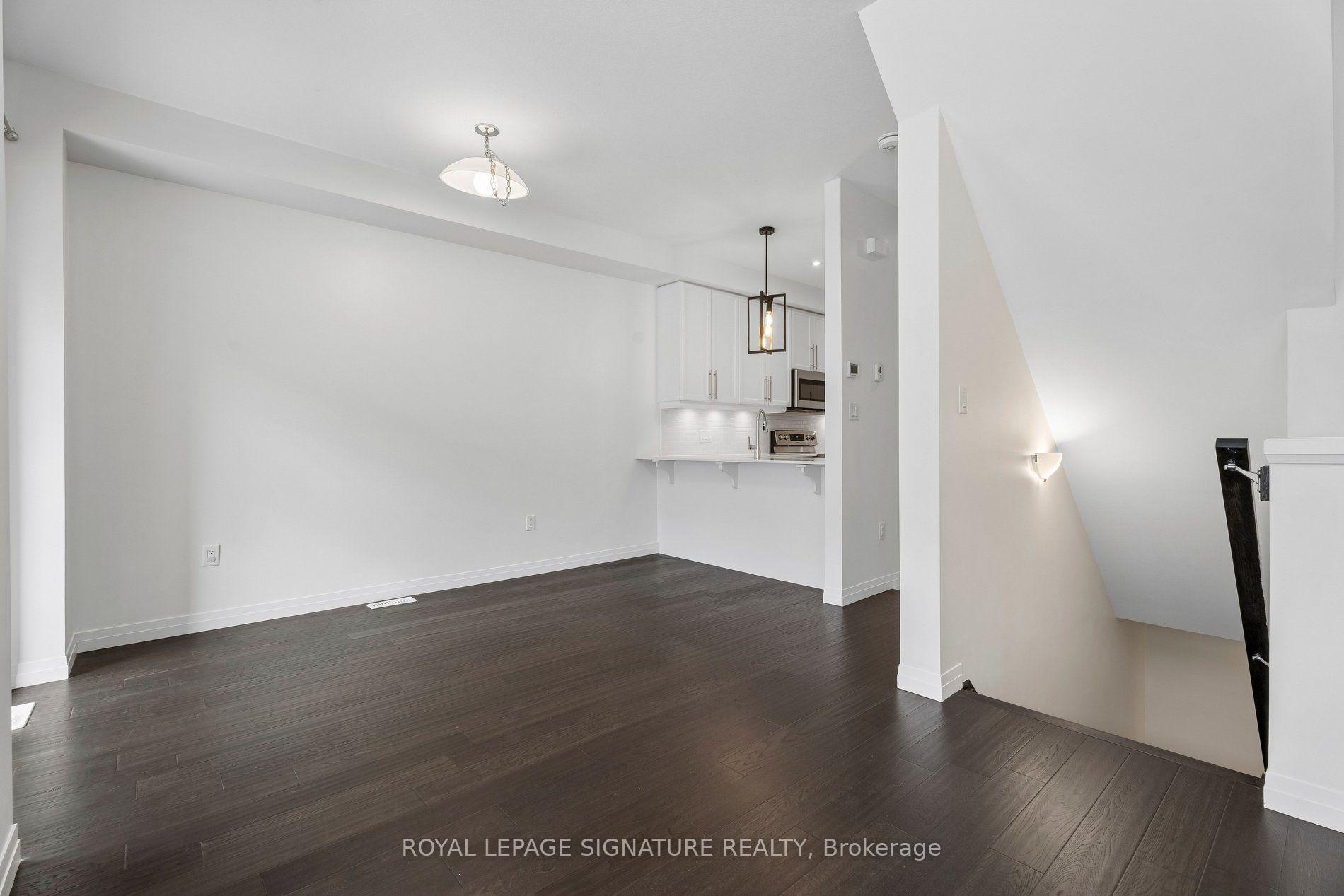 Photo 7 of Unit 112, 30 Times Square Boulevard, Hamilton, Stoney Creek Mountain — HOMEH