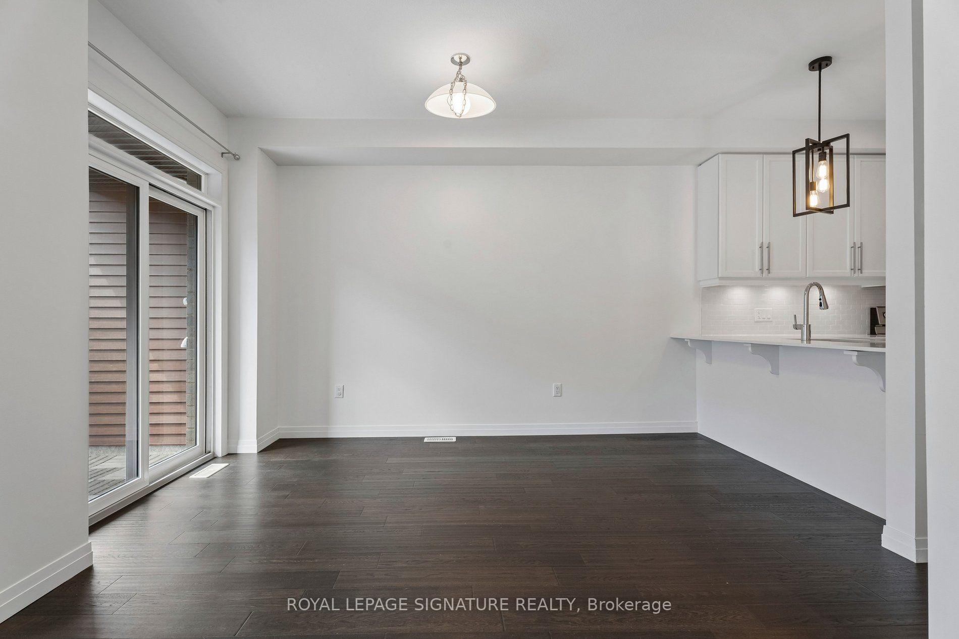 Photo 9 of Unit 112, 30 Times Square Boulevard, Hamilton, Stoney Creek Mountain — HOMEH