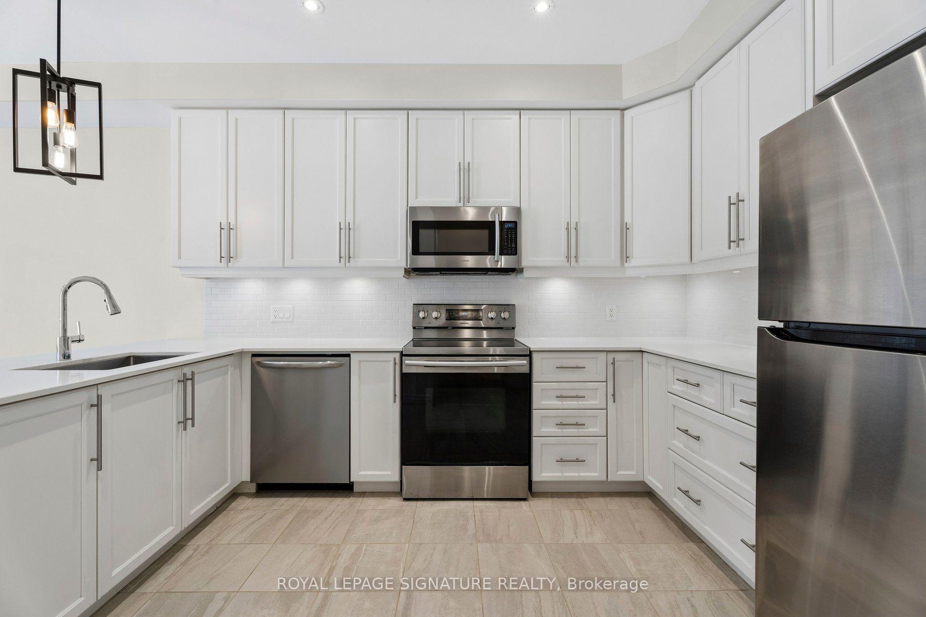 Photo 13 of Unit 112, 30 Times Square Boulevard, Hamilton, Stoney Creek Mountain — HOMEH