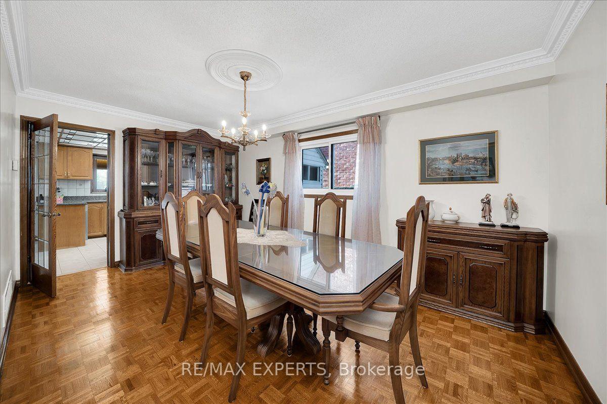 Photo 10 of 5 Jordana Drive, Markham, Middlefield — HOMEH