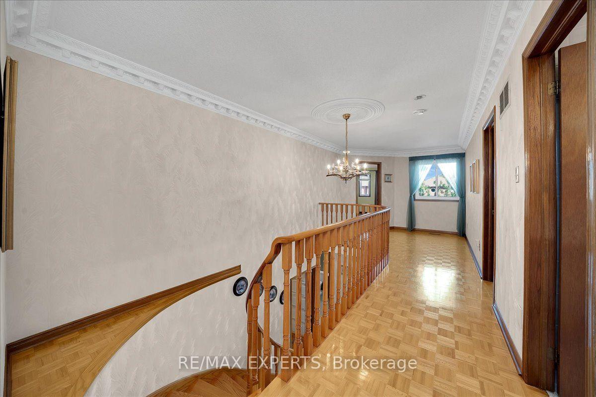 Photo 24 of 5 Jordana Drive, Markham, Middlefield — HOMEH