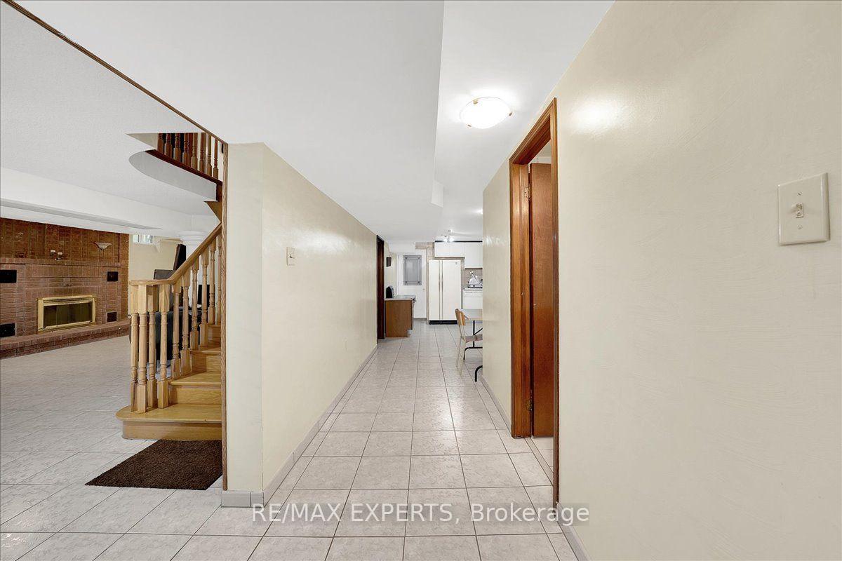 Photo 39 of 5 Jordana Drive, Markham, Middlefield — HOMEH