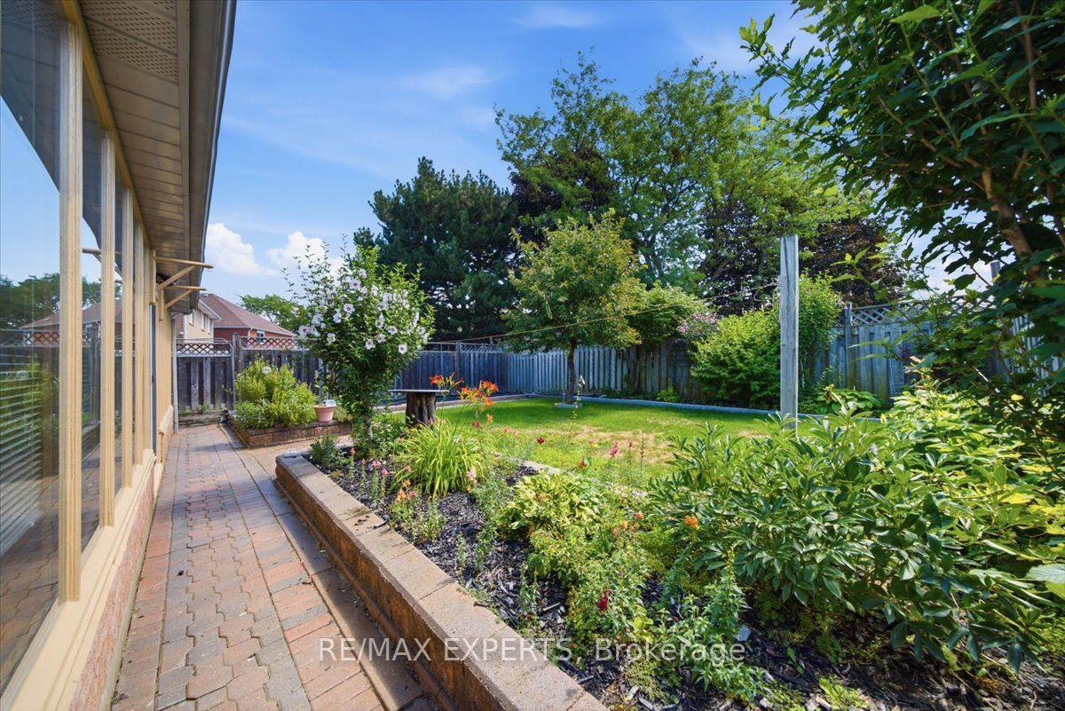 Photo 50 of 5 Jordana Drive, Markham, Middlefield — HOMEH