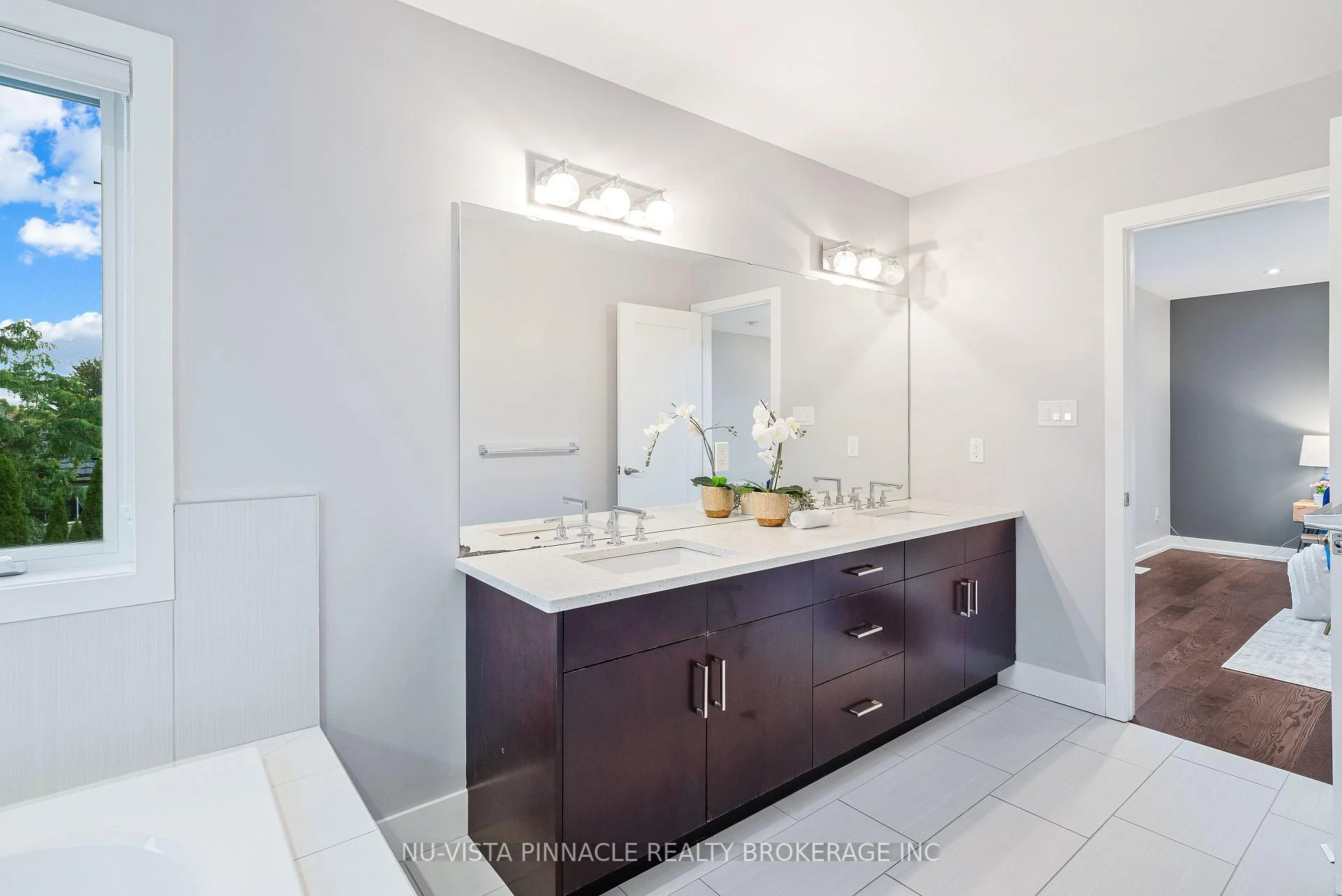 Photo 50 of 1911 Ballymote Avenue, London, North C — HOMEH