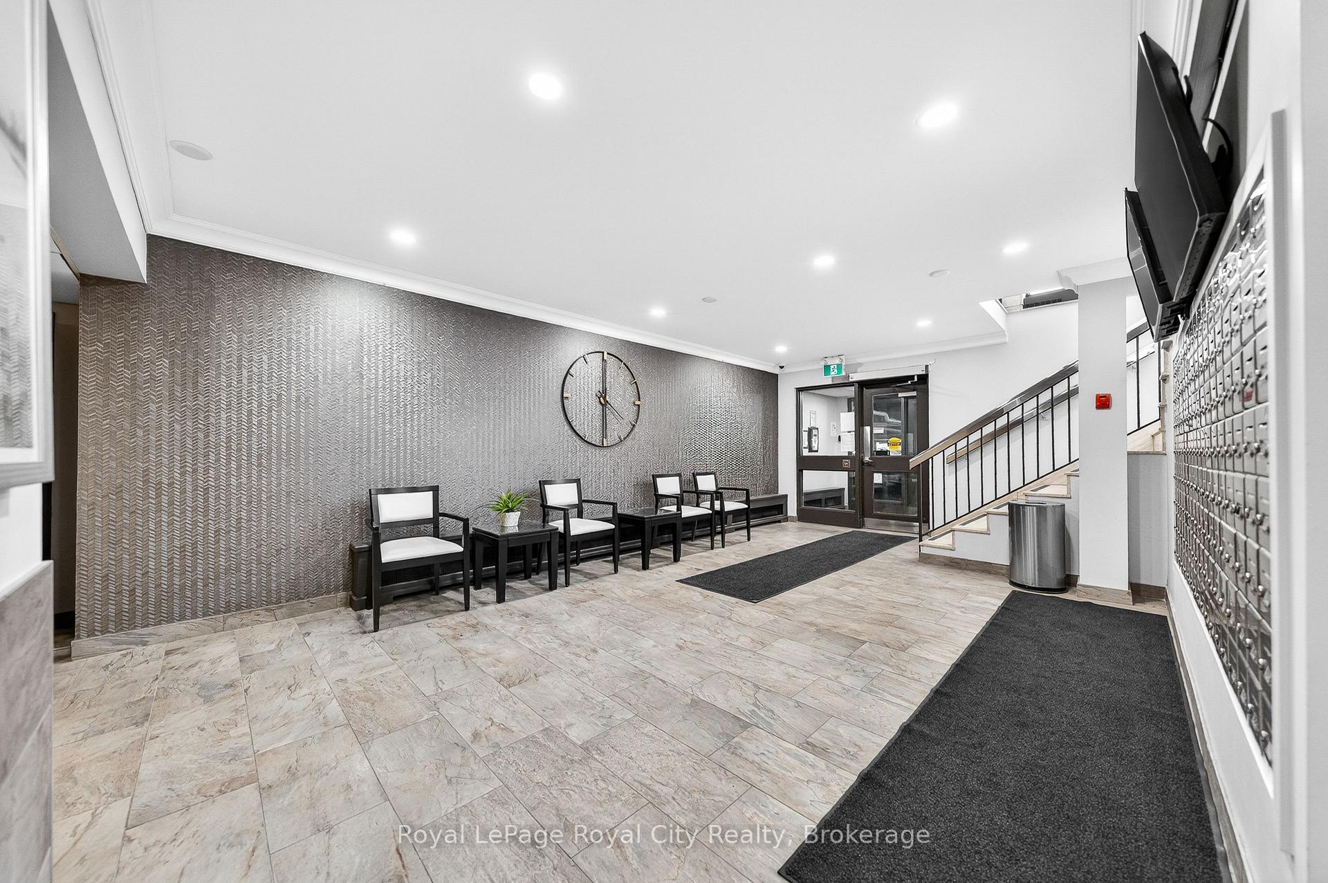 Photo 3 of Unit 206, 19 Woodlawn Road E, Guelph, Riverside Park — HOMEH