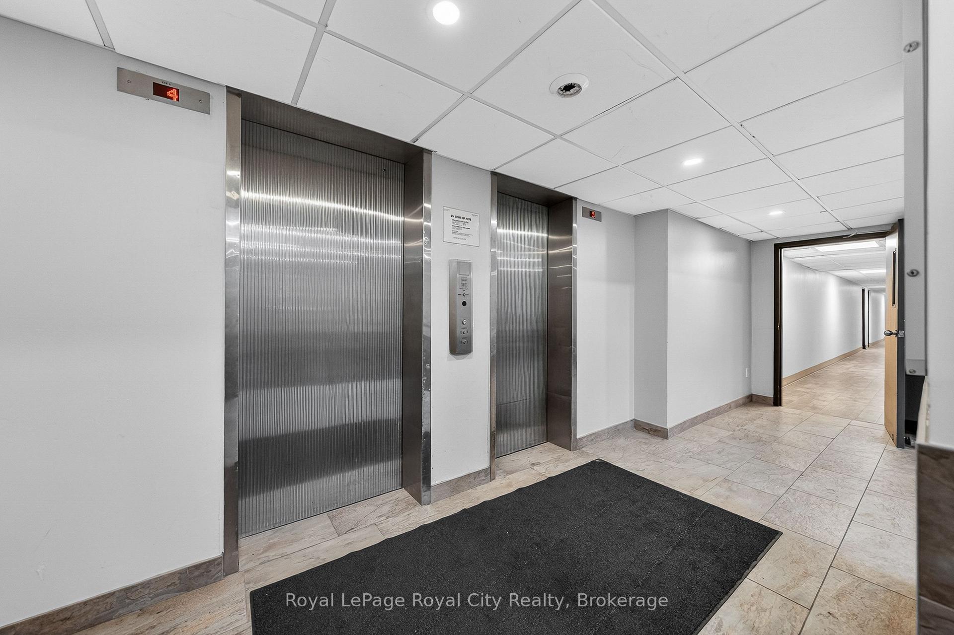 Photo 5 of Unit 206, 19 Woodlawn Road E, Guelph, Riverside Park — HOMEH