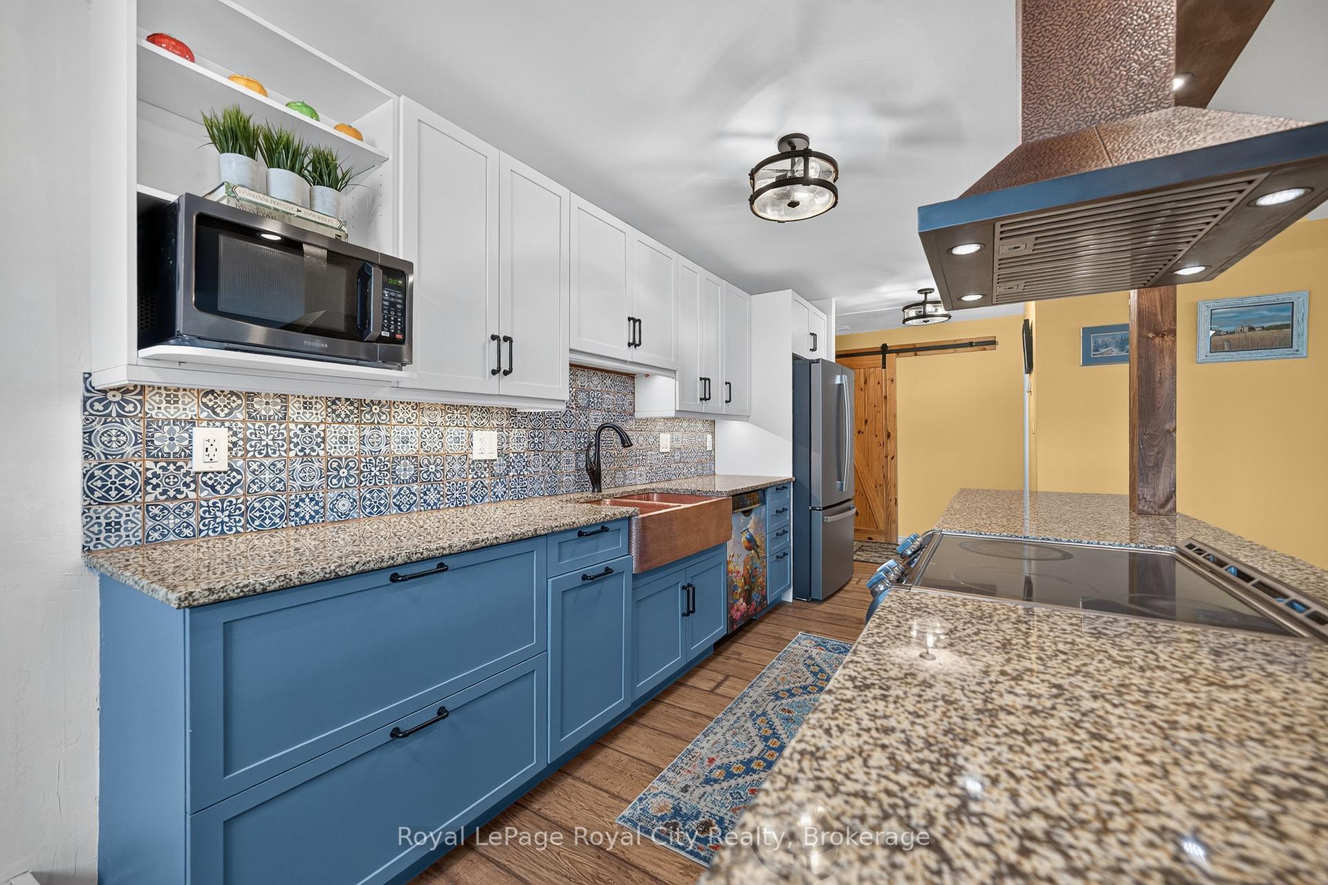 Photo 12 of Unit 206, 19 Woodlawn Road E, Guelph, Riverside Park — HOMEH