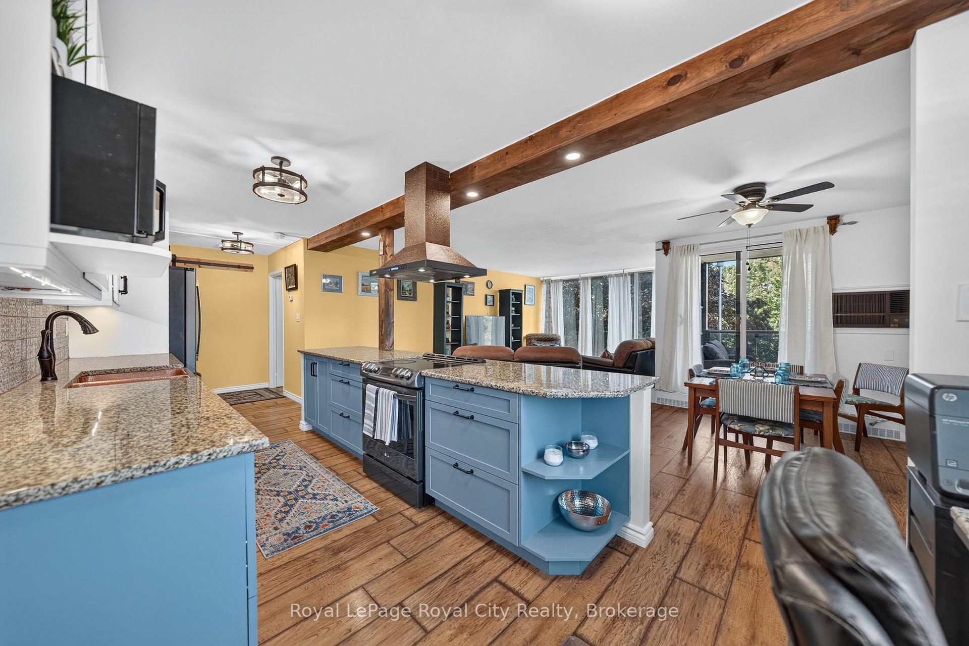 Photo of Unit 206, 19 Woodlawn Road E