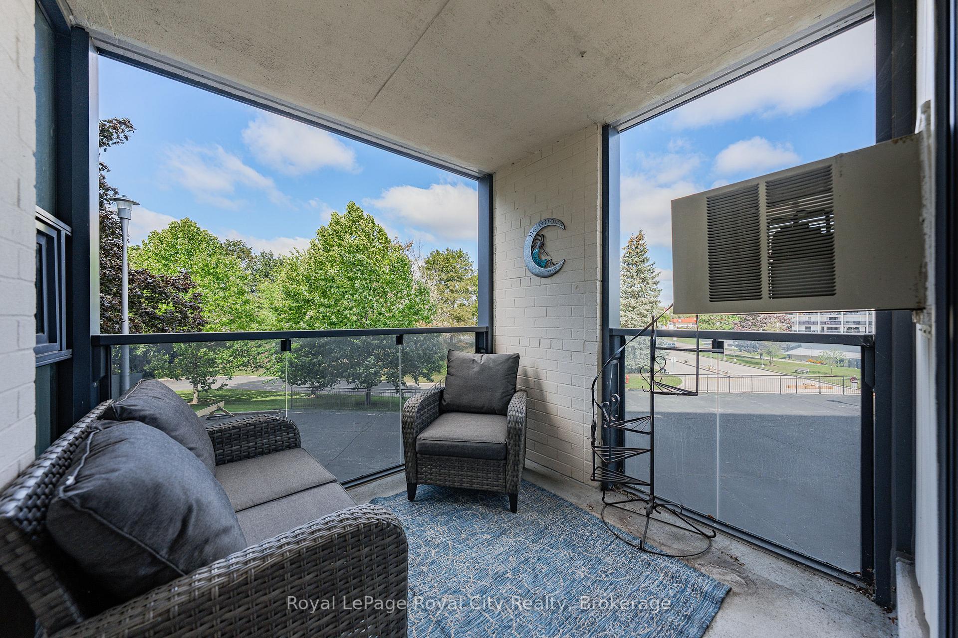 Photo 35 of Unit 206, 19 Woodlawn Road E, Guelph, Riverside Park — HOMEH