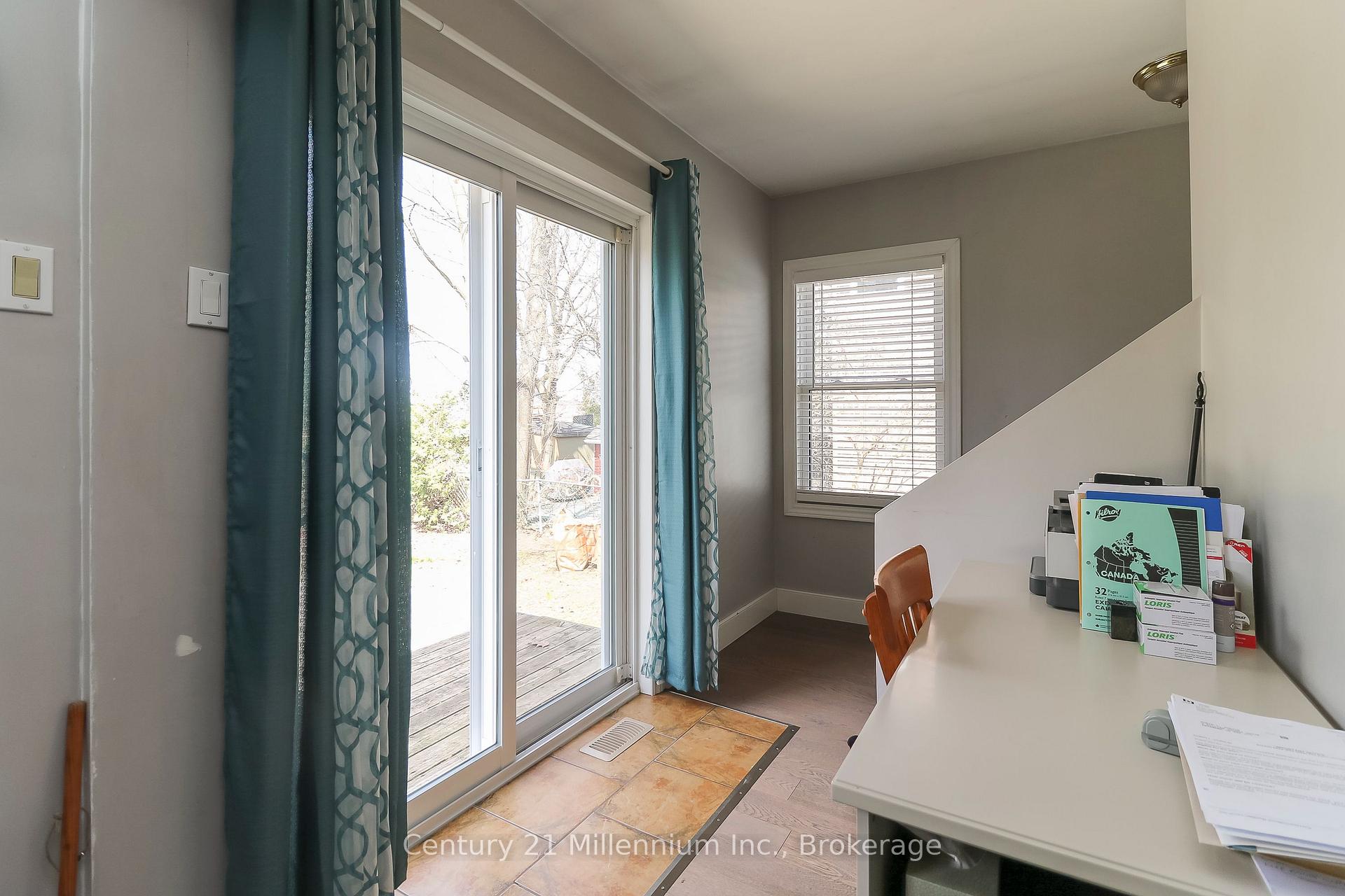 Photo 12 of 756 Quebec Street, Midland — HOMEH