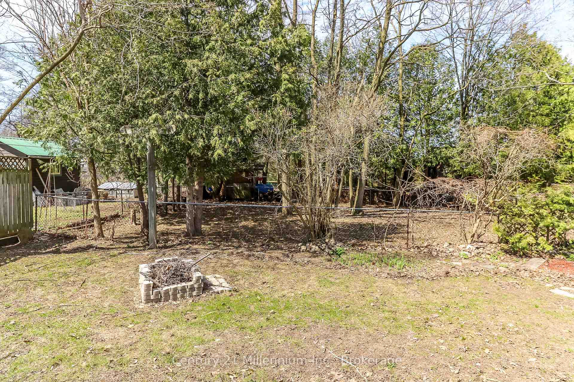 Photo 19 of 756 Quebec Street, Midland — HOMEH