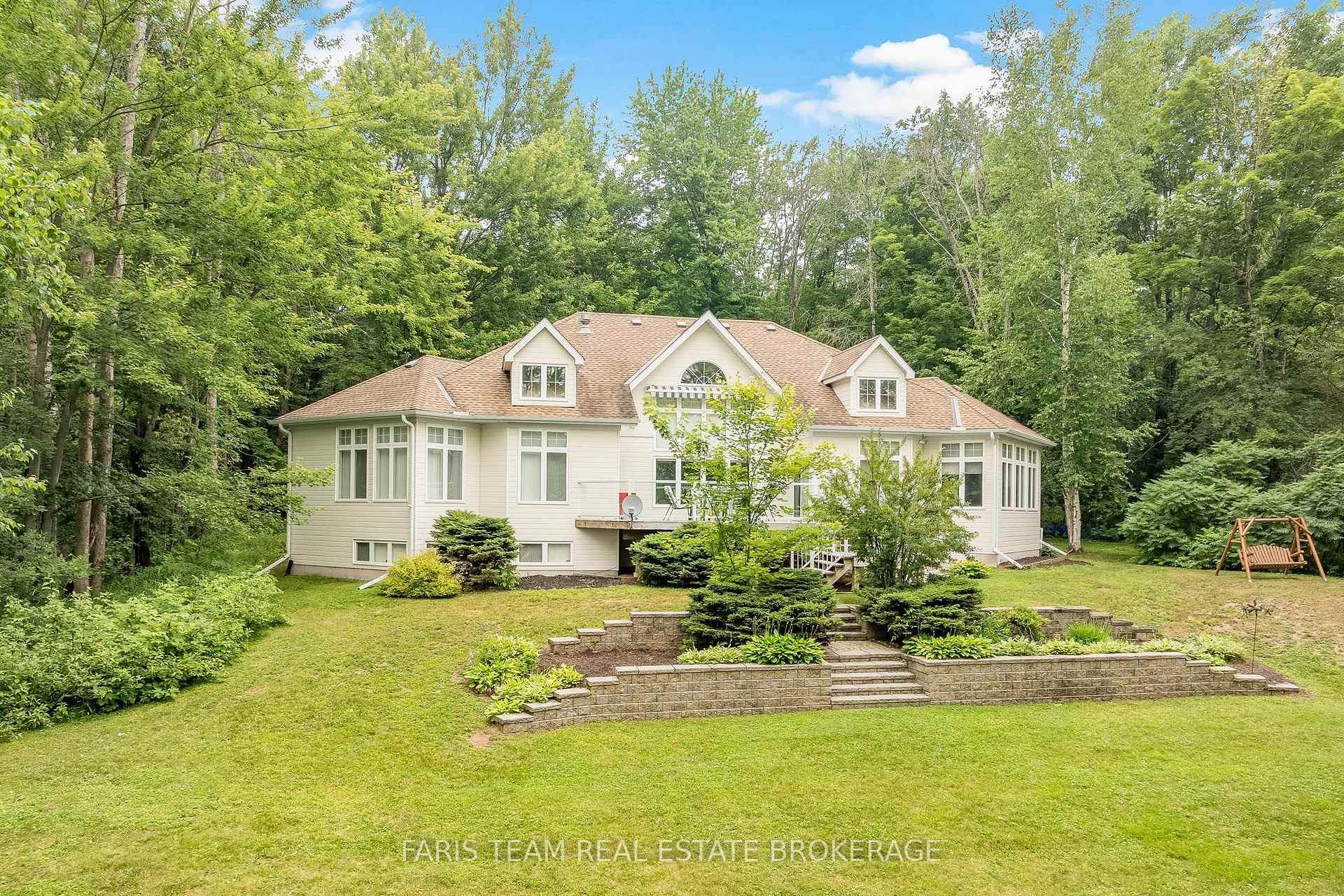 Photo of 1037 Rockcastle Road