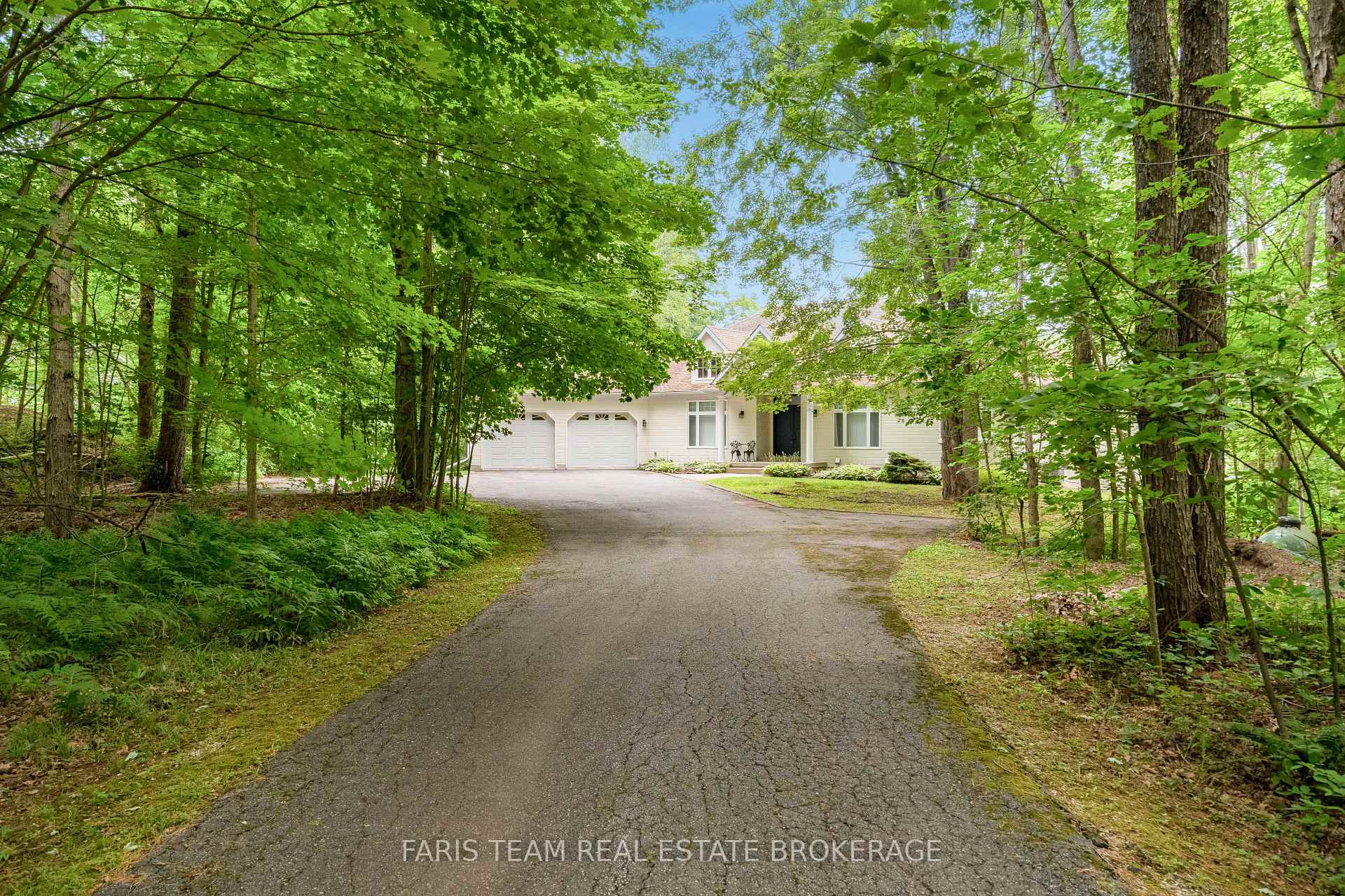 Photo 4 of 1037 Rockcastle Road, Gravenhurst, Morrison — HOMEH