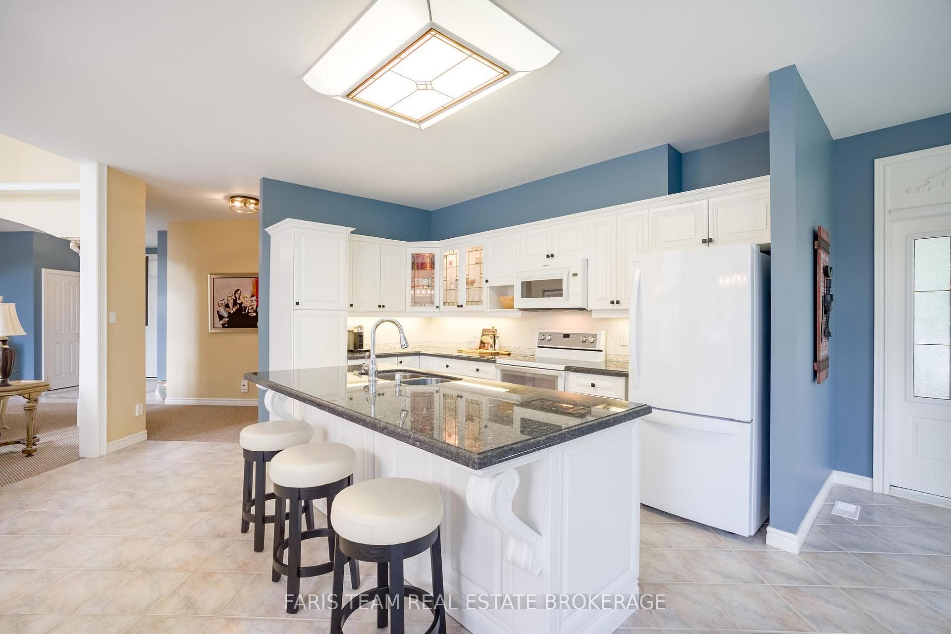 Photo 8 of 1037 Rockcastle Road, Gravenhurst, Morrison — HOMEH