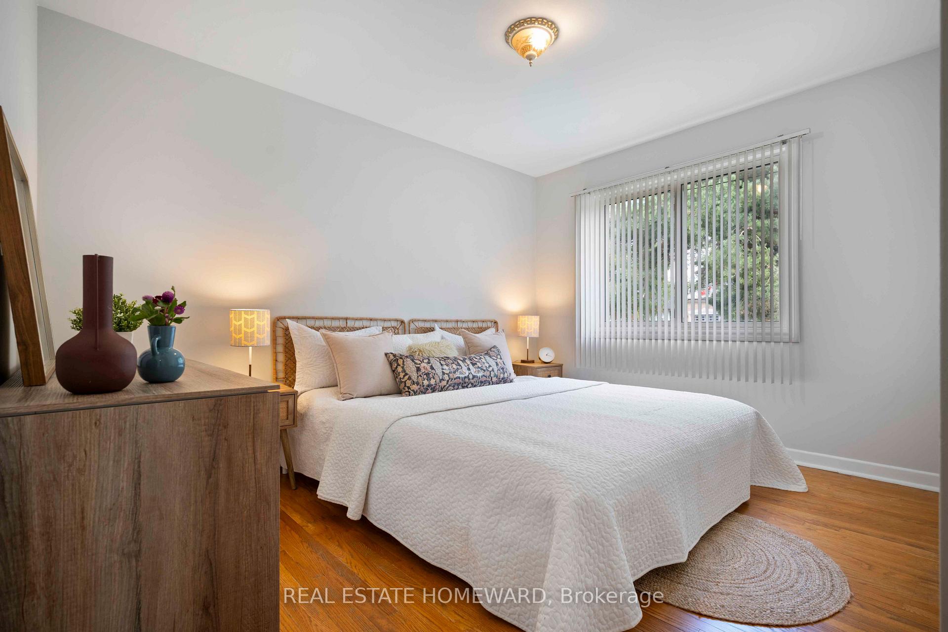 Photo 22 of 118 Zaph Avenue, Scarborough, Highland Creek — HOMEH