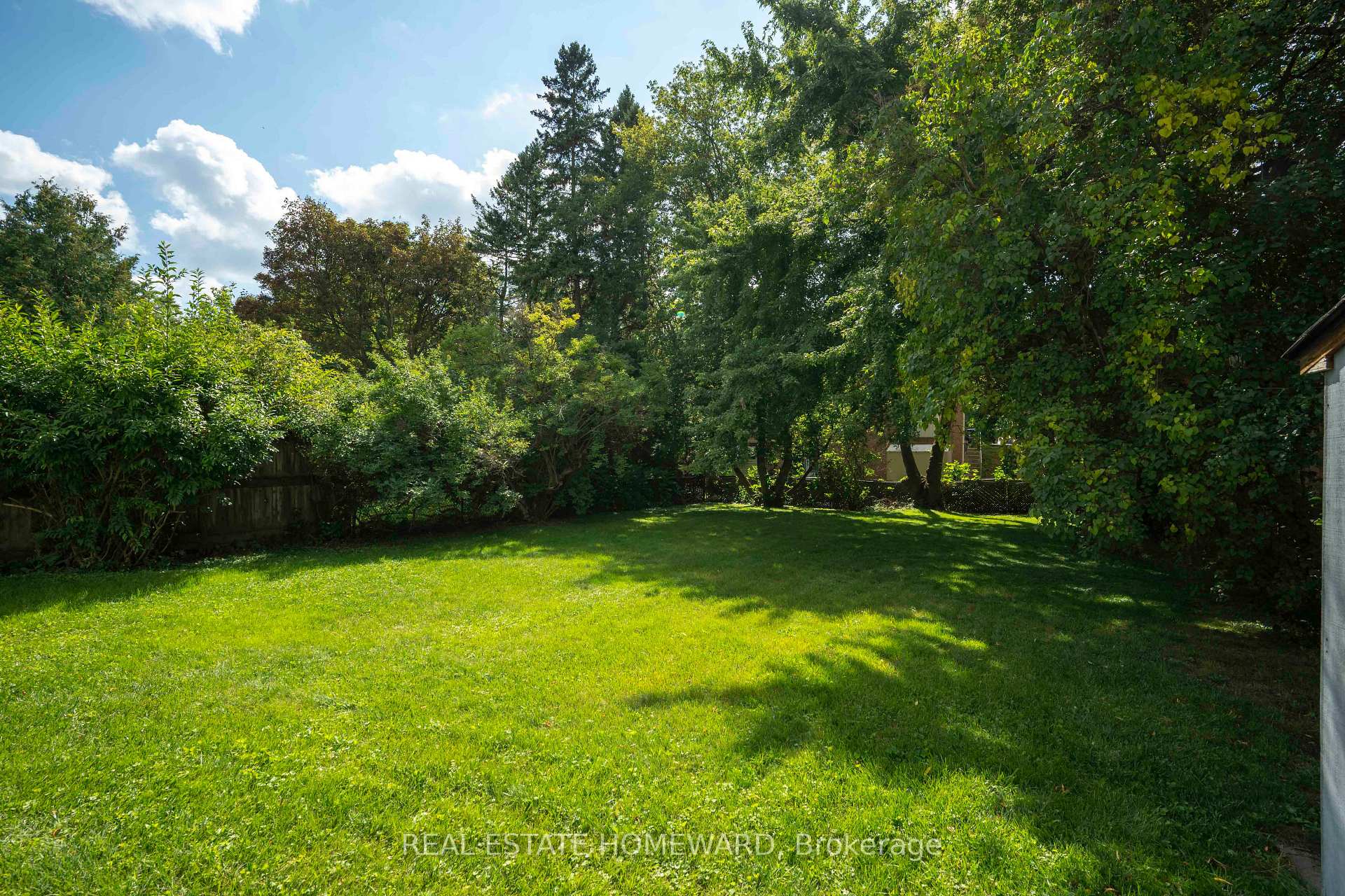 Photo 34 of 118 Zaph Avenue, Scarborough, Highland Creek — HOMEH