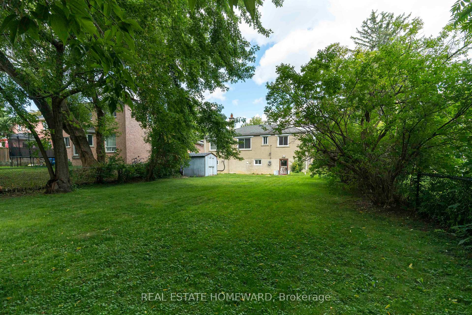 Photo 37 of 118 Zaph Avenue, Scarborough, Highland Creek — HOMEH