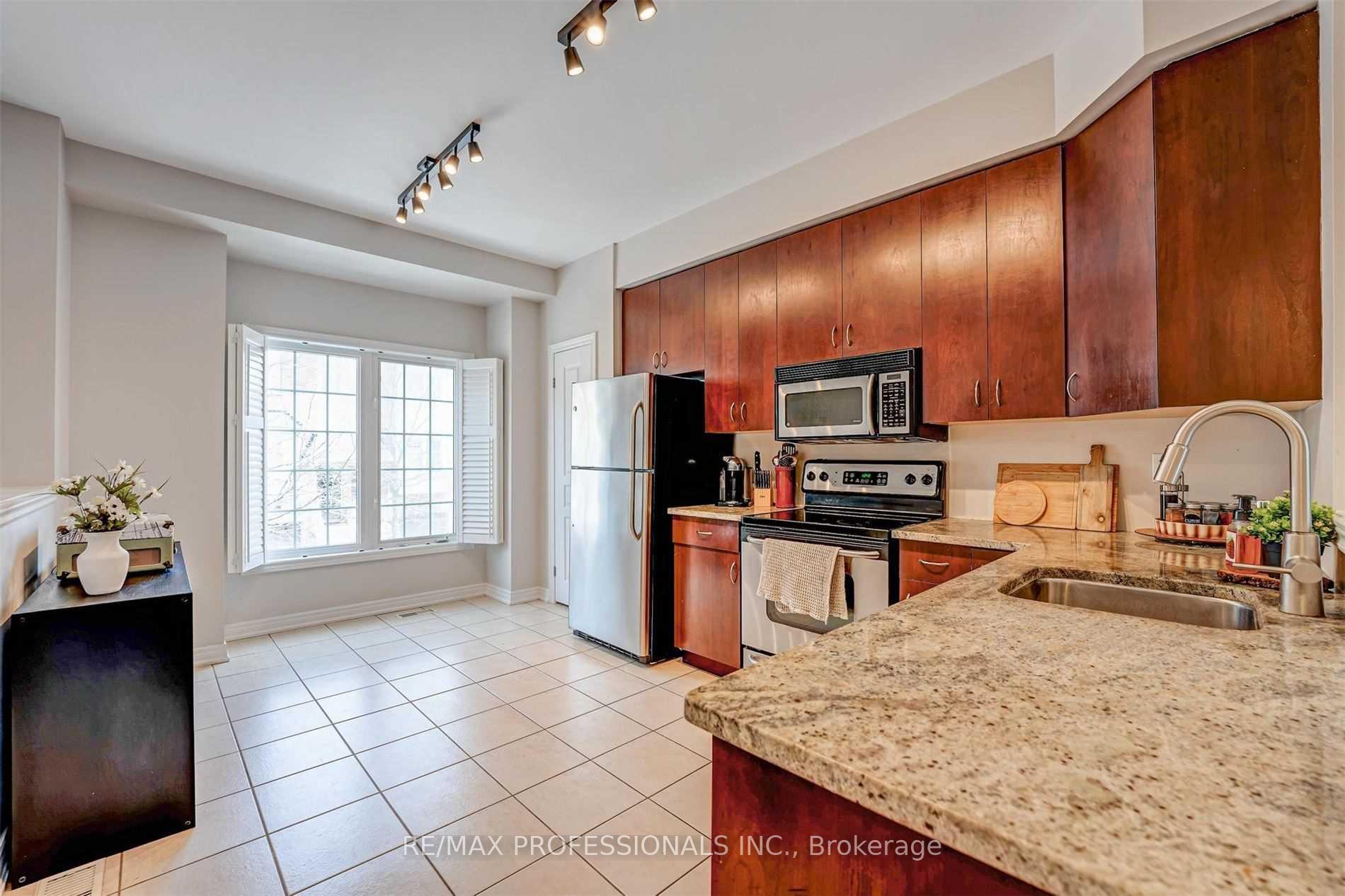 Photo 18 of 676 Rowley Common, Burlington, Appleby — HOMEH