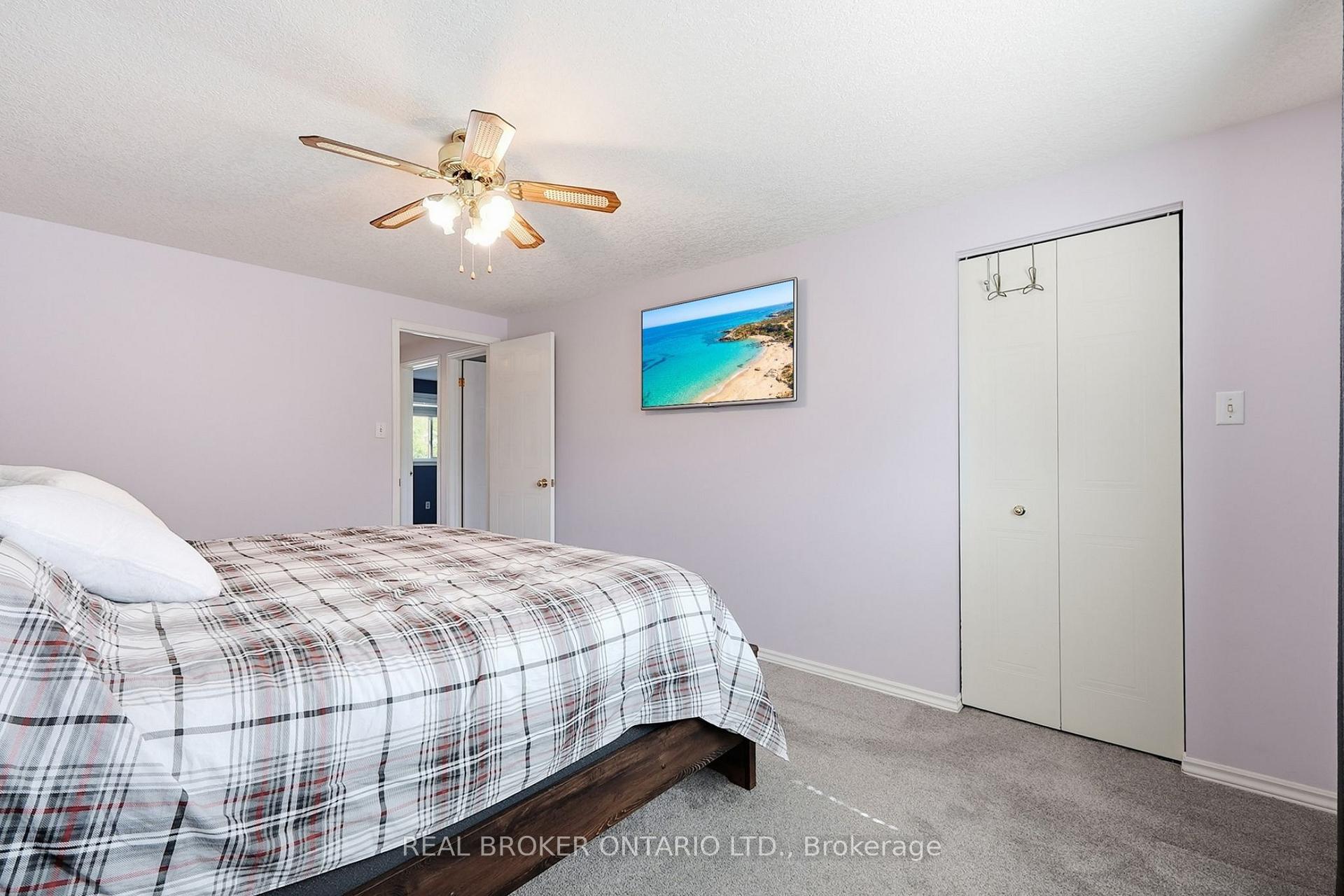 Photo 21 of 326 Rosette Drive, Waterloo, Lexington — HOMEH