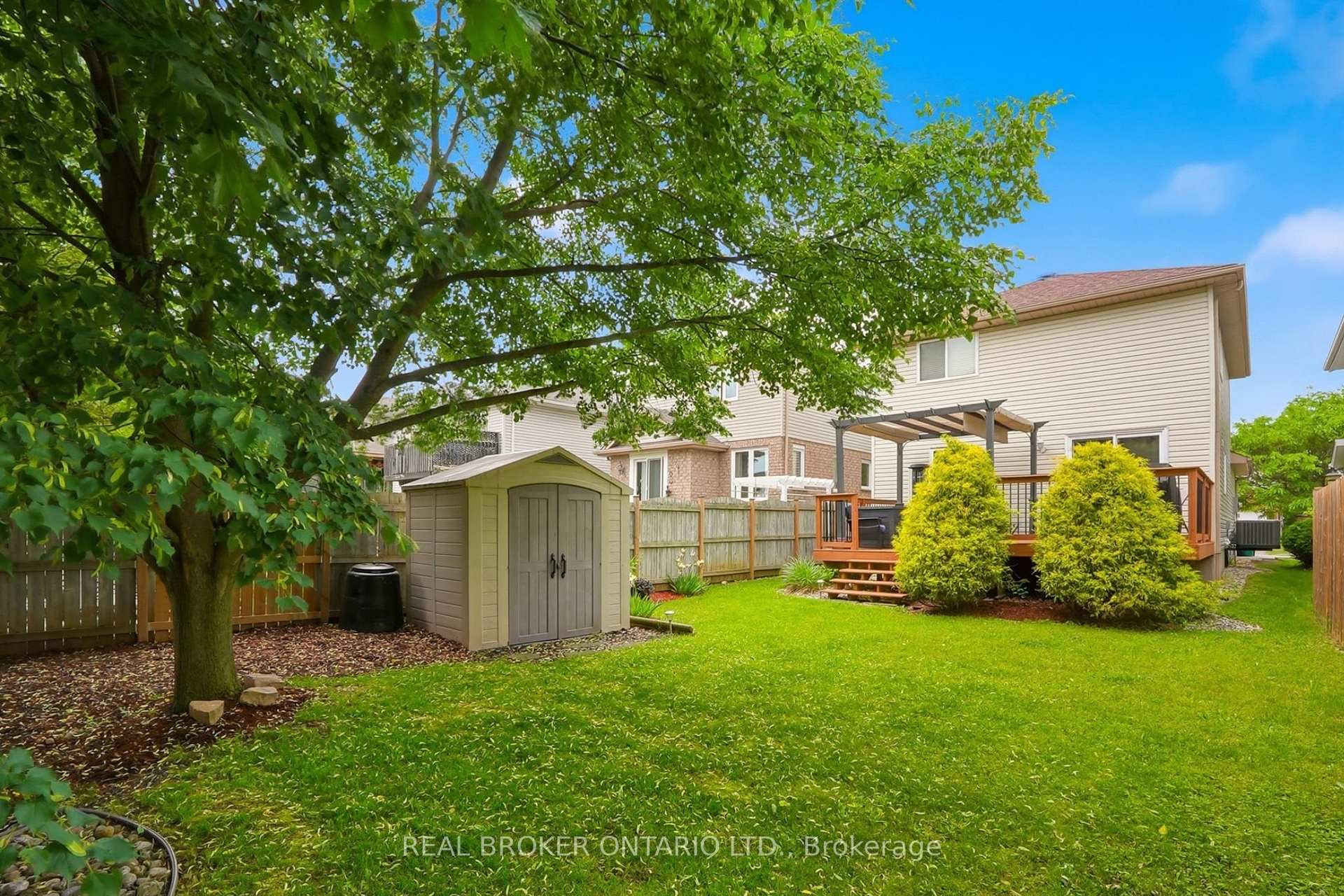 Photo 34 of 326 Rosette Drive, Waterloo, Lexington — HOMEH
