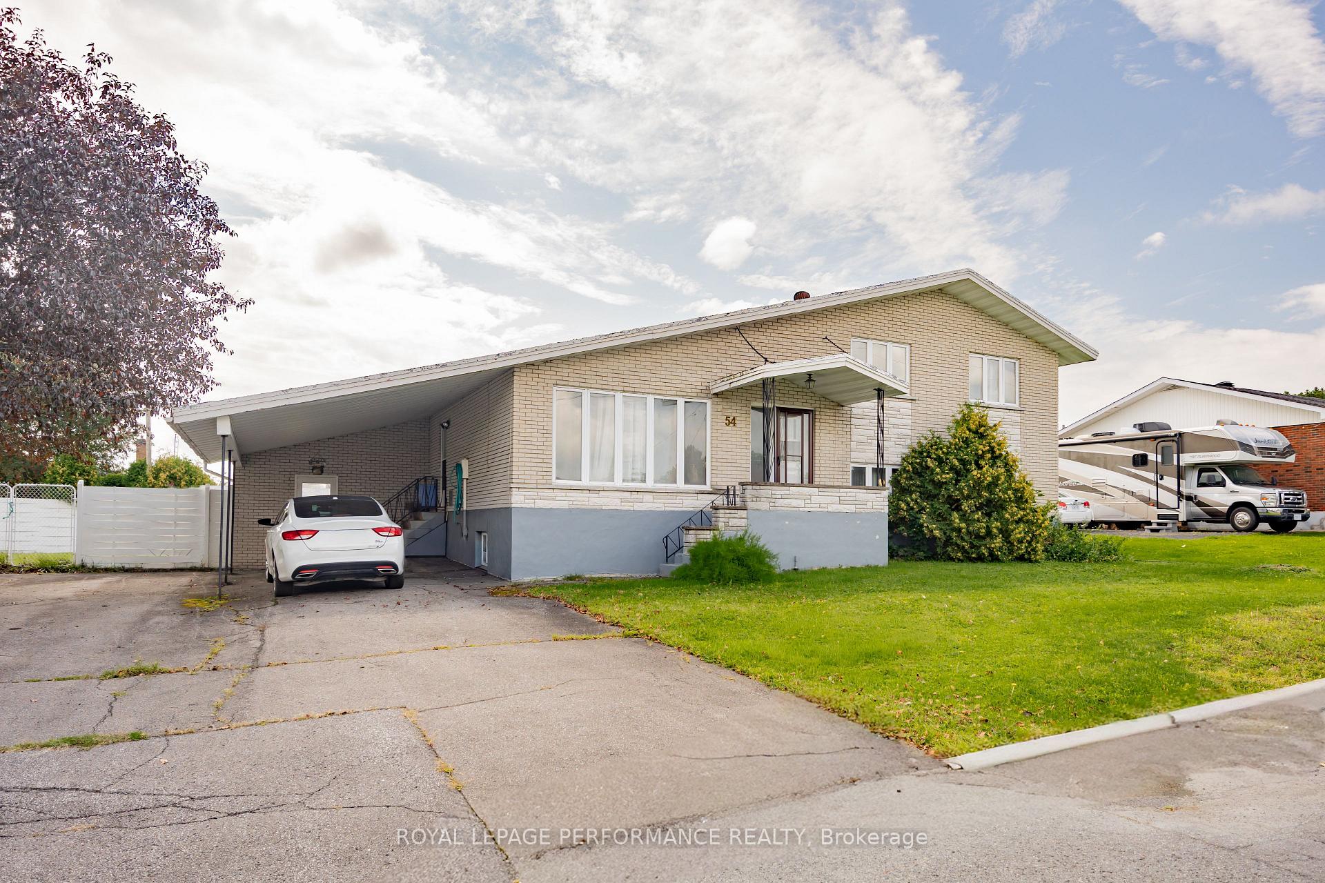 Photo of 54 Victoria Street W
