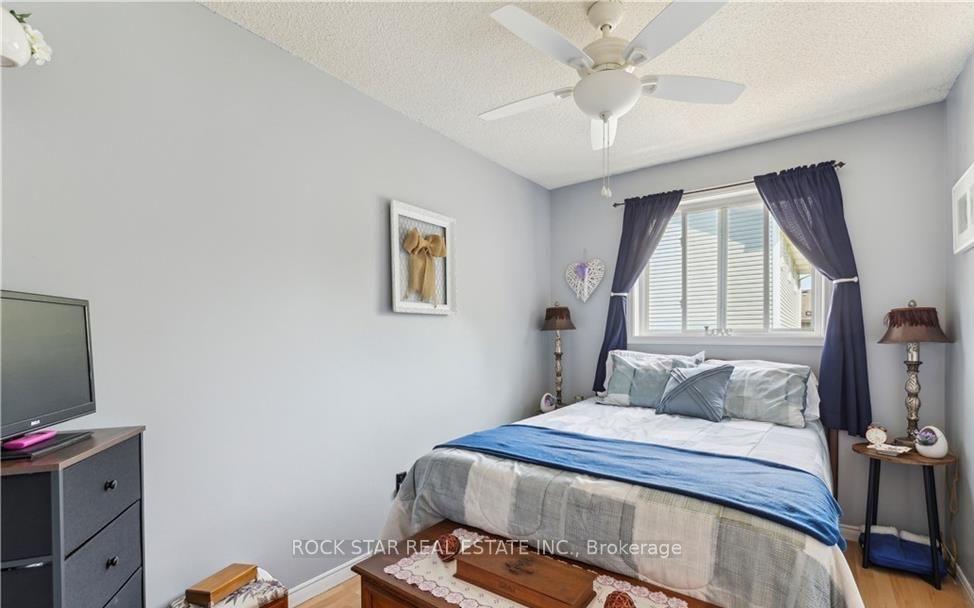 Photo 12 of Unit Upper, 203 Commercial Street, Welland, Lincoln/Crowland — HOMEH
