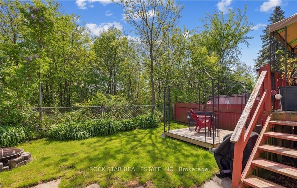 Photo 19 of Unit Upper, 203 Commercial Street, Welland, Lincoln/Crowland — HOMEH