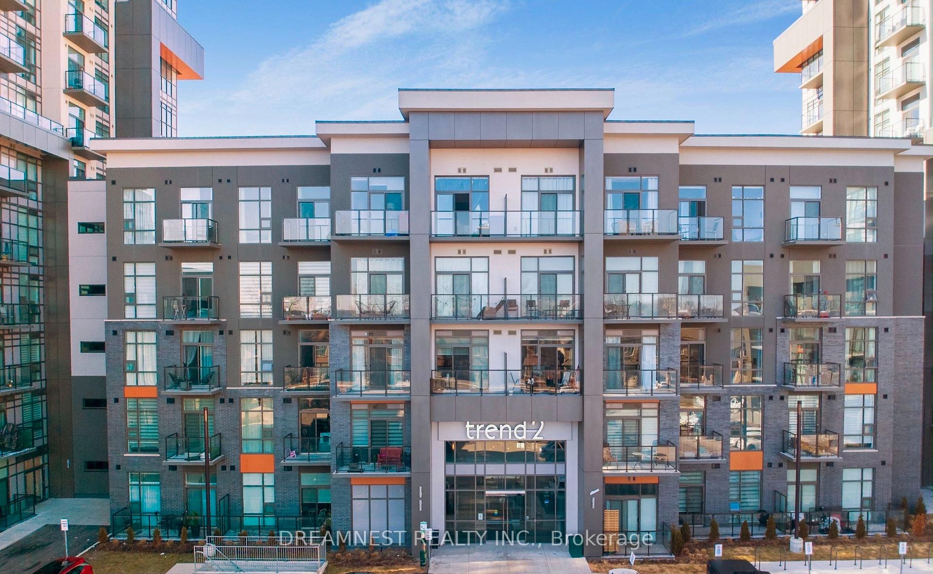 Photo of Unit 206, 460 Dundas Street E