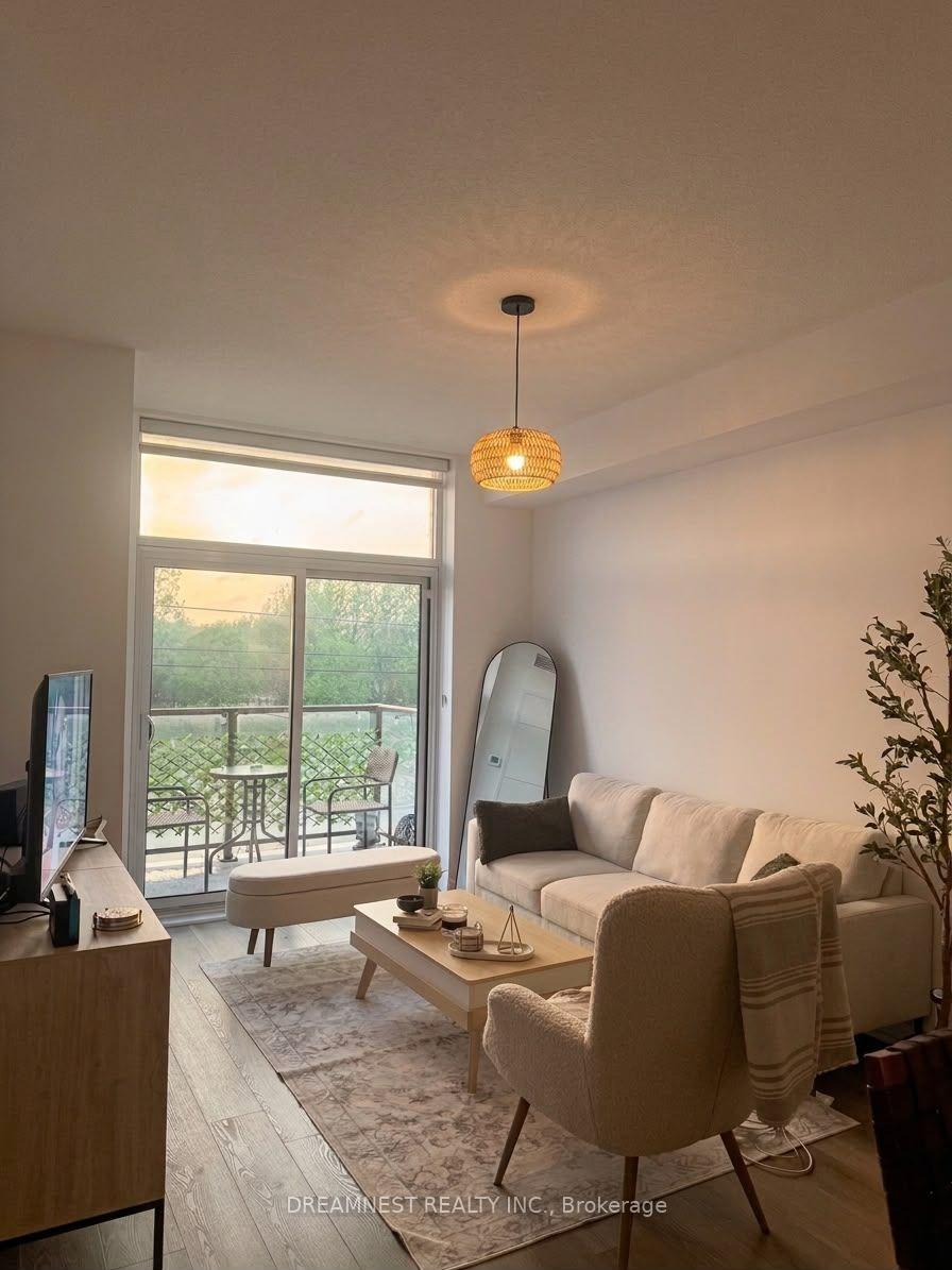 Photo 7 of Unit 206, 460 Dundas Street E, Hamilton, Waterdown — HOMEH