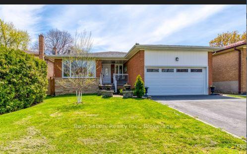 Photo 1 of 12 Bowshelm Court, Mississauga, Streetsville — HOMEH