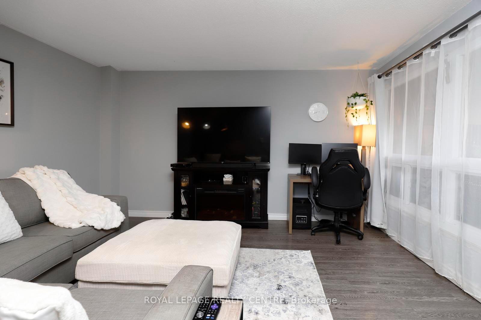 Photo 19 of Unit 269, 3060 Constitution Boulevard, Mississauga, Applewood — HOMEH