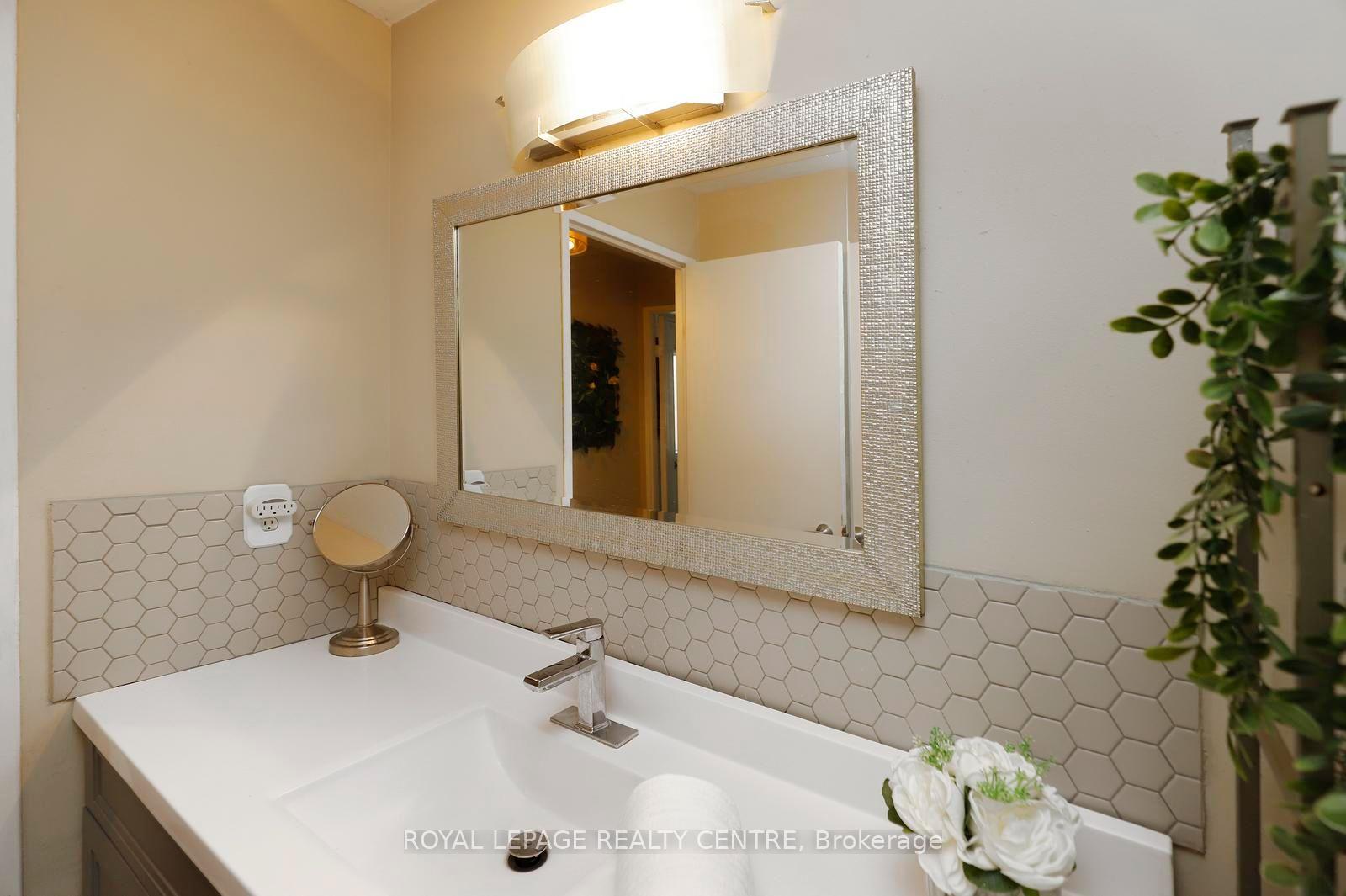 Photo 51 of Unit 269, 3060 Constitution Boulevard, Mississauga, Applewood — HOMEH