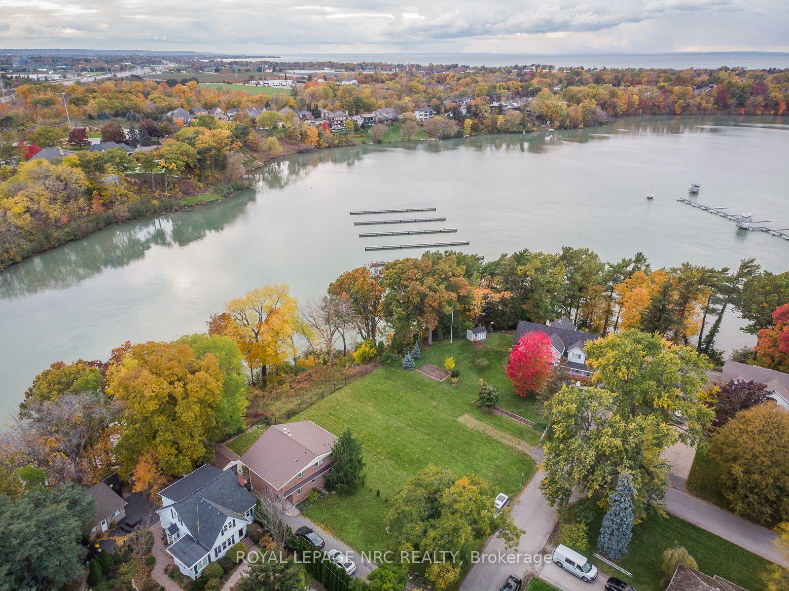 Photo 4 of 56B Henley Drive, St. Catharines, Martindale Pond — HOMEH