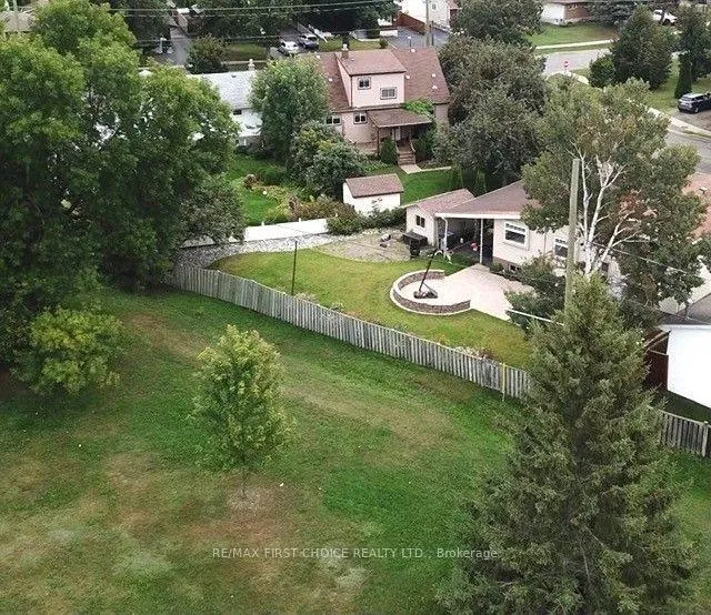 Photo 14 of 153 Windsor Street, Thunder Bay, Forest Park — HOMEH