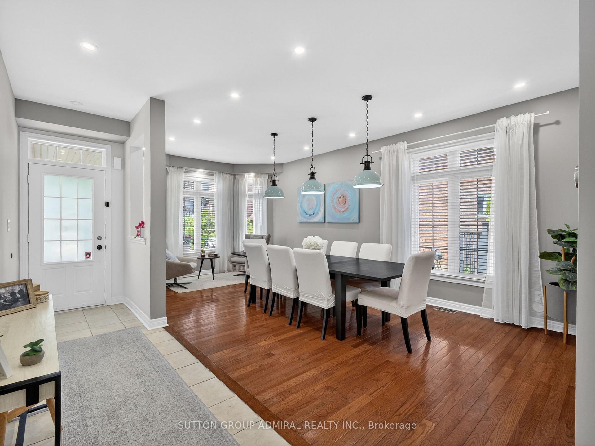Photo 5 of 45 Gamla Road, Vaughan, Patterson — HOMEH