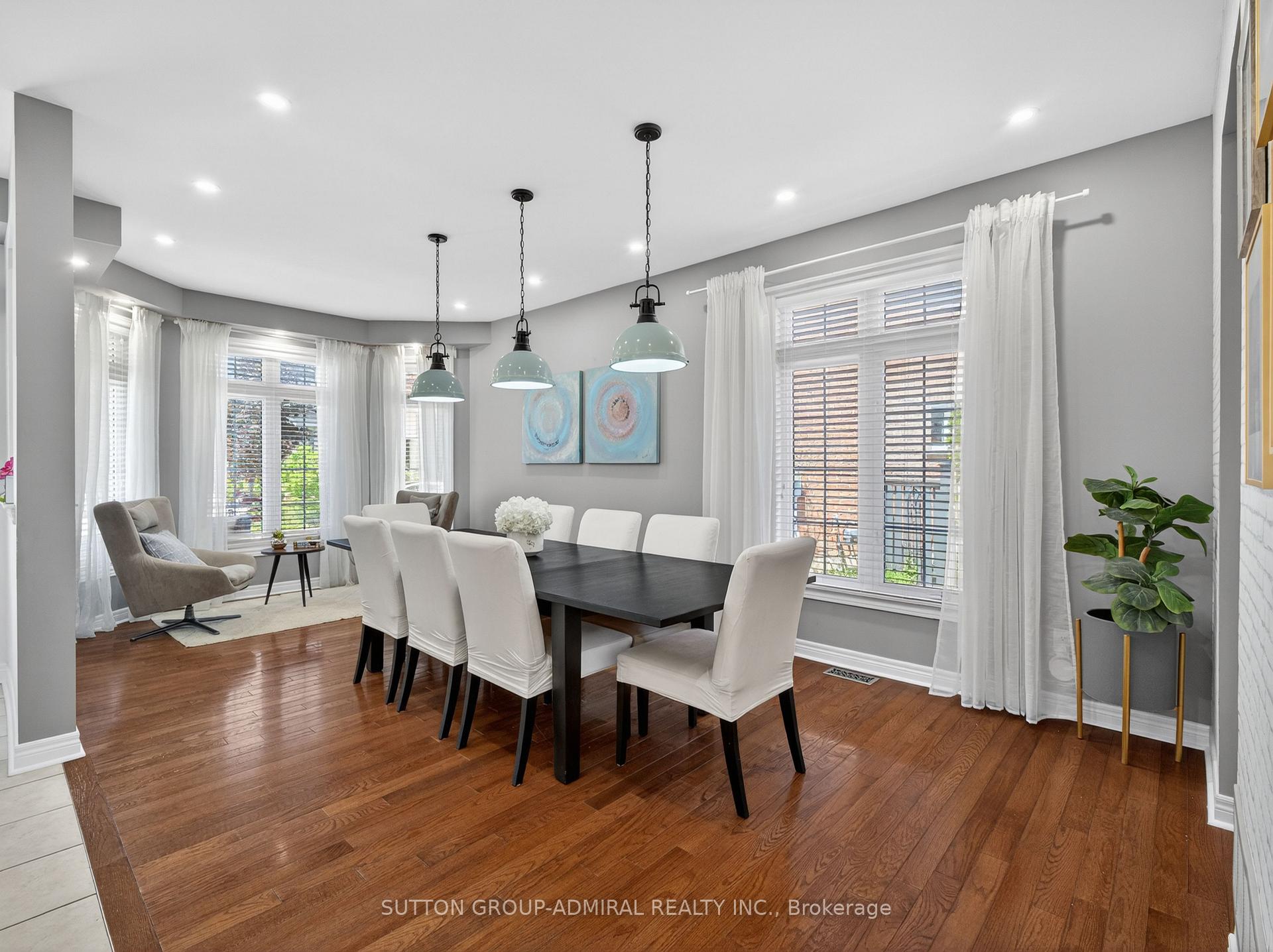 Photo 6 of 45 Gamla Road, Vaughan, Patterson — HOMEH
