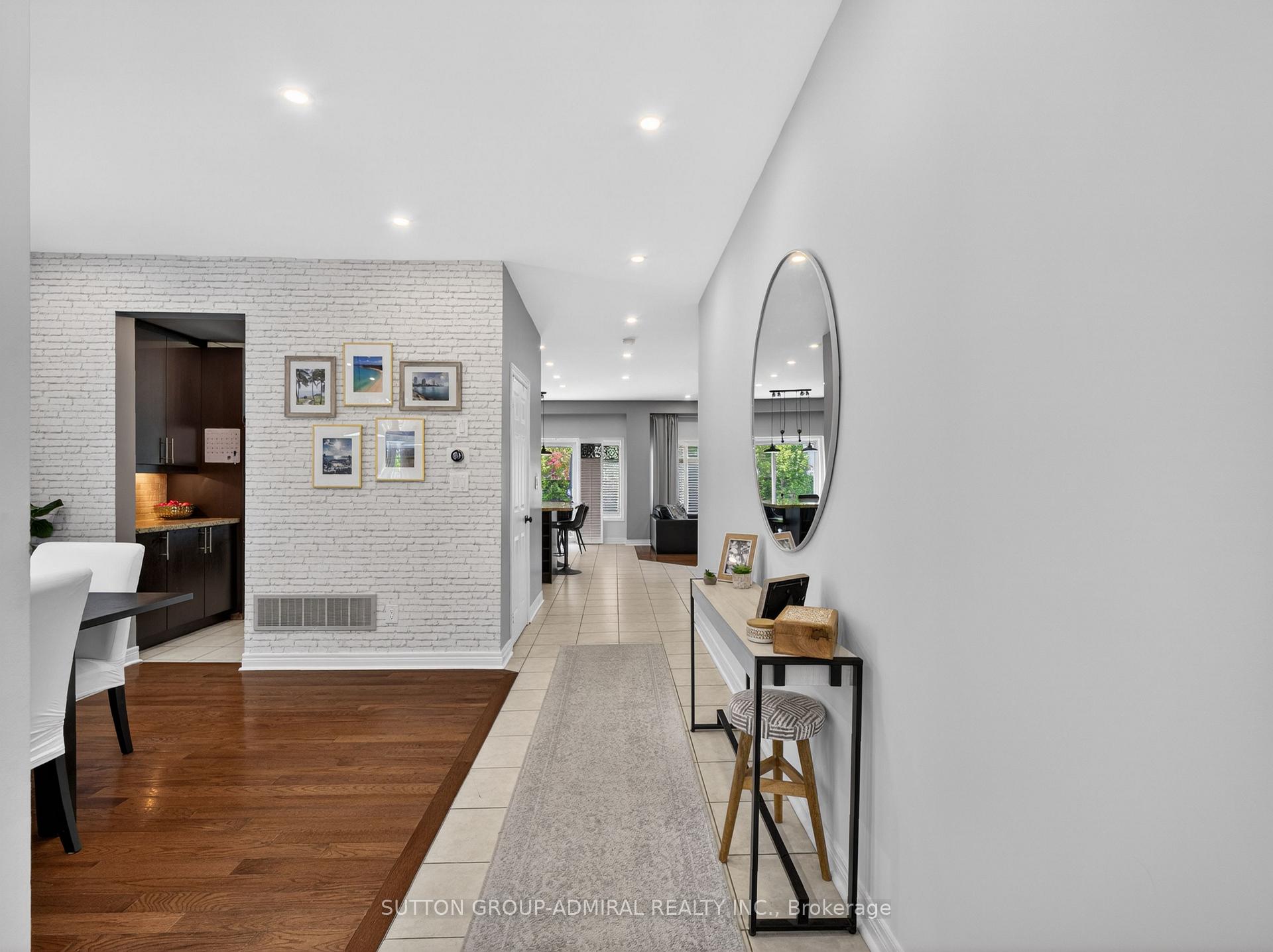 Photo 8 of 45 Gamla Road, Vaughan, Patterson — HOMEH