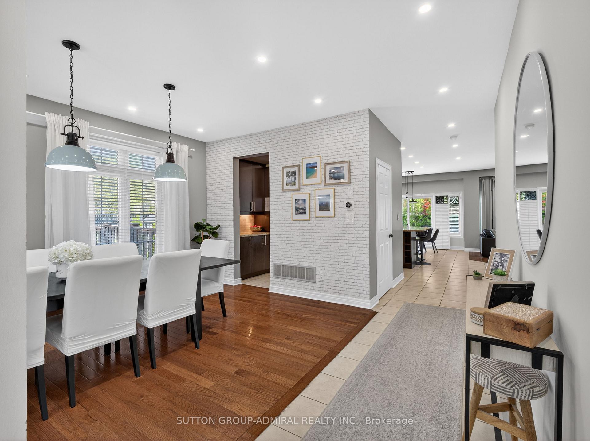 Photo 9 of 45 Gamla Road, Vaughan, Patterson — HOMEH